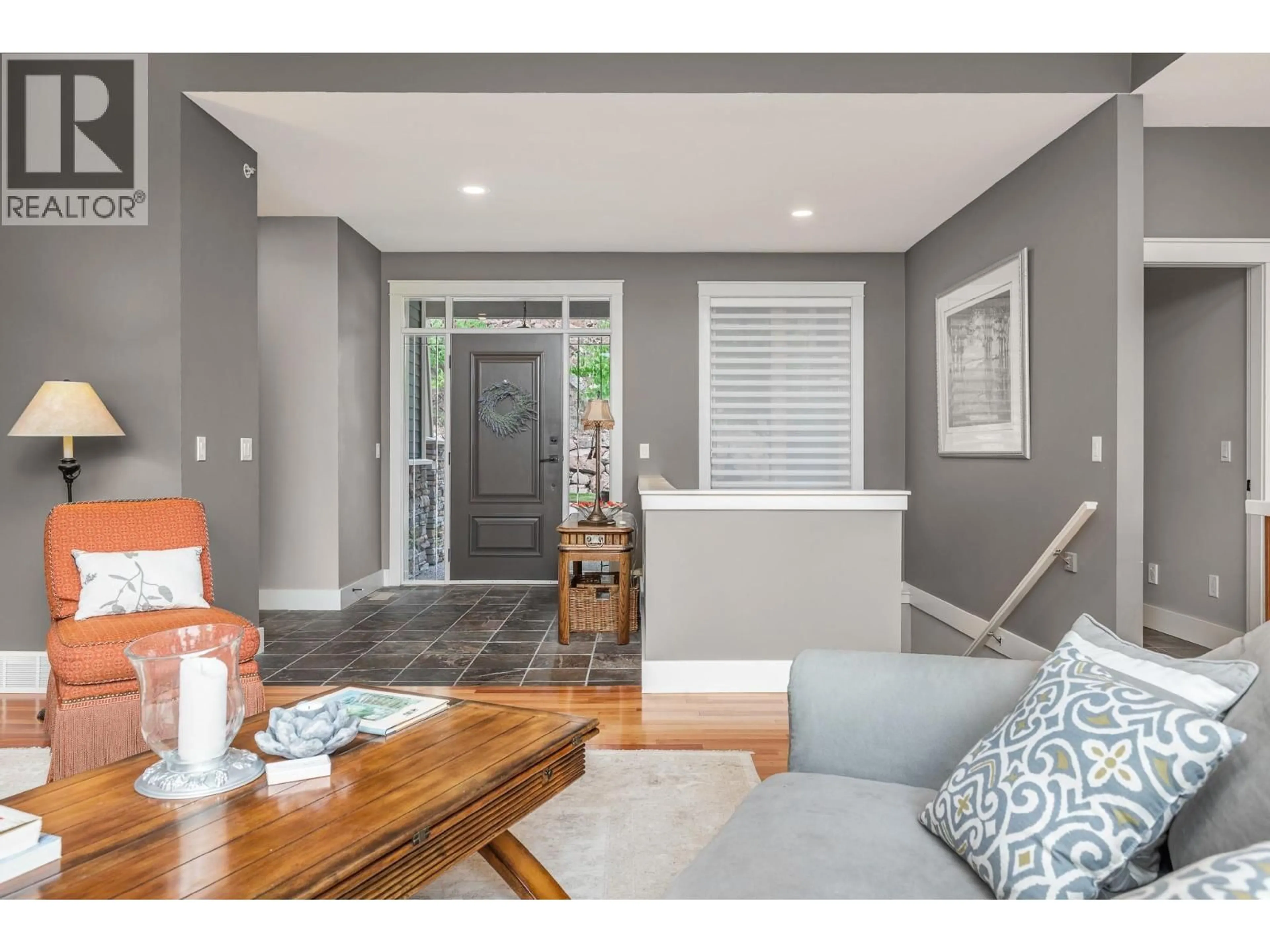 Indoor entryway for 212 CHICOPEE ROAD, Vernon British Columbia V1H1V5