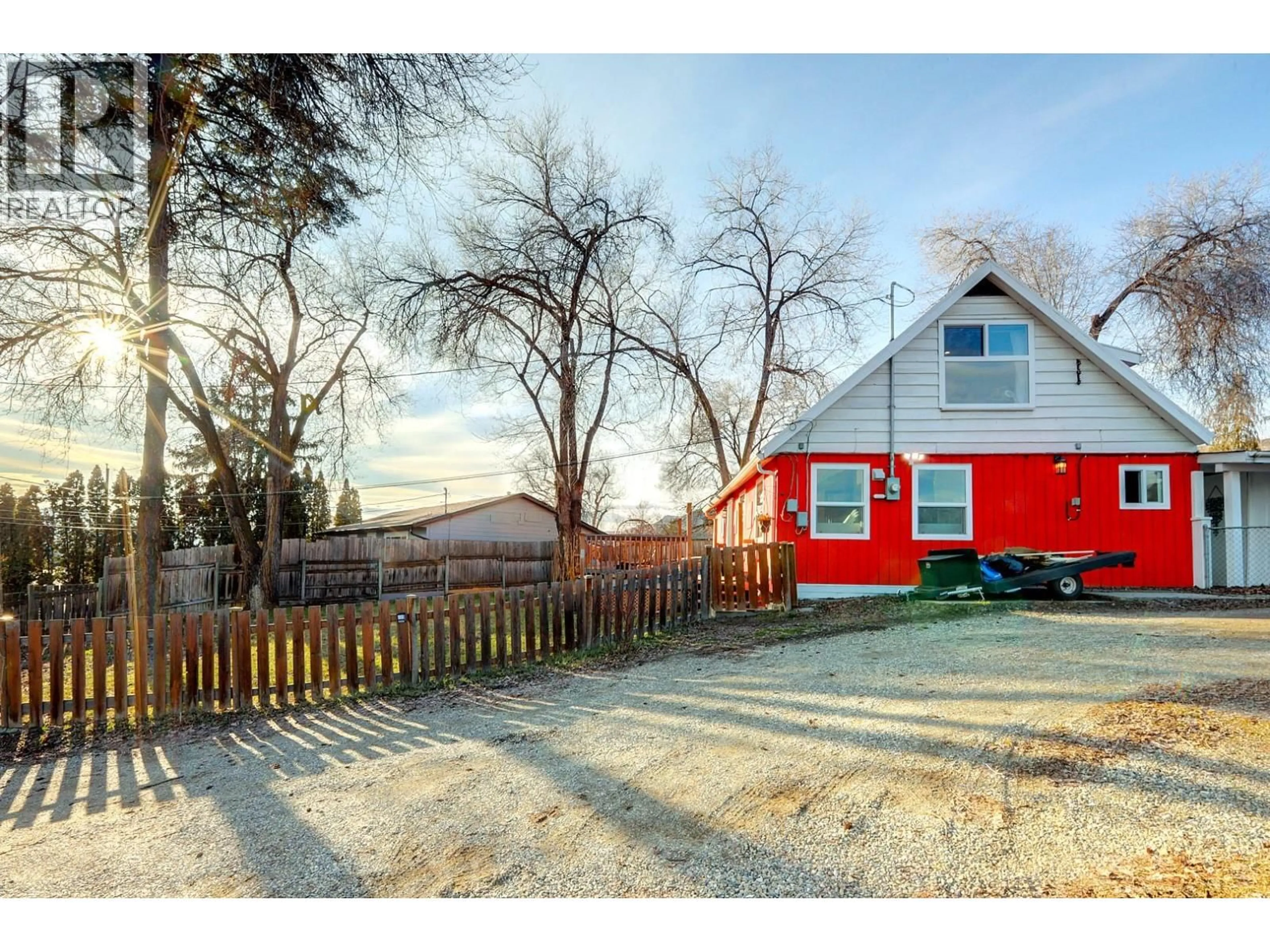 A pic from outside/outdoor area/front of a property/back of a property/a pic from drone, street for 5109 27 AVENUE, Vernon British Columbia V1T6L2