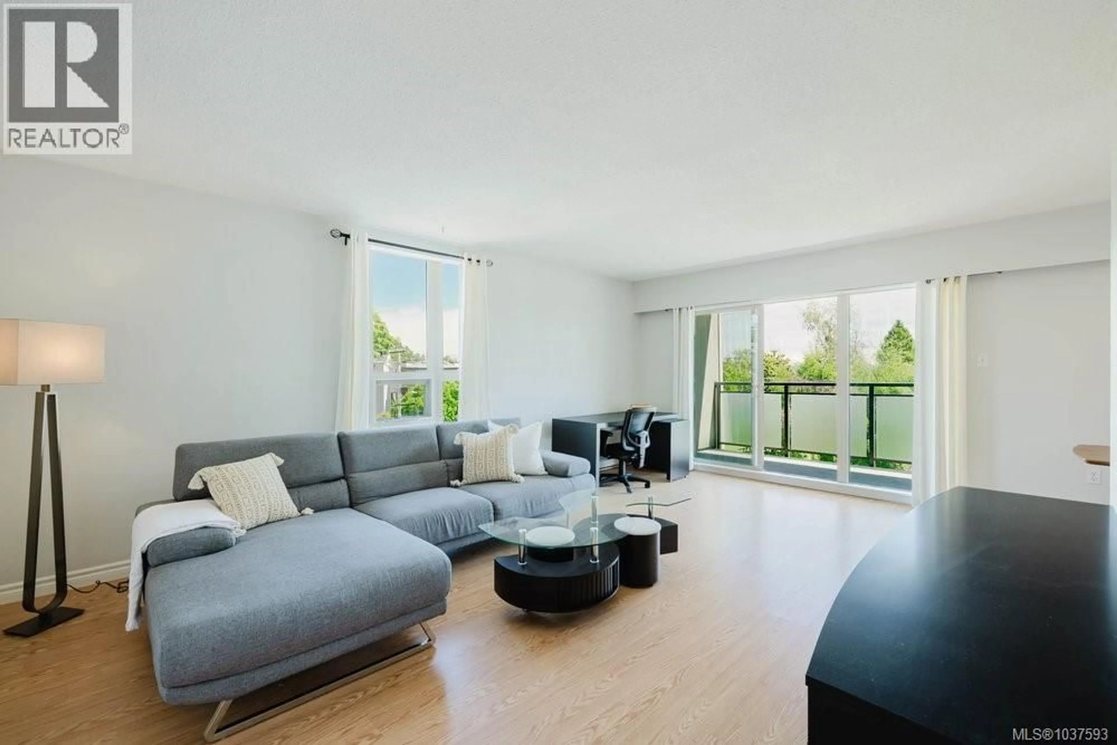 Living room with furniture, unknown for 306 - 1545 PANDORA AVENUE, Victoria British Columbia V8R6R1