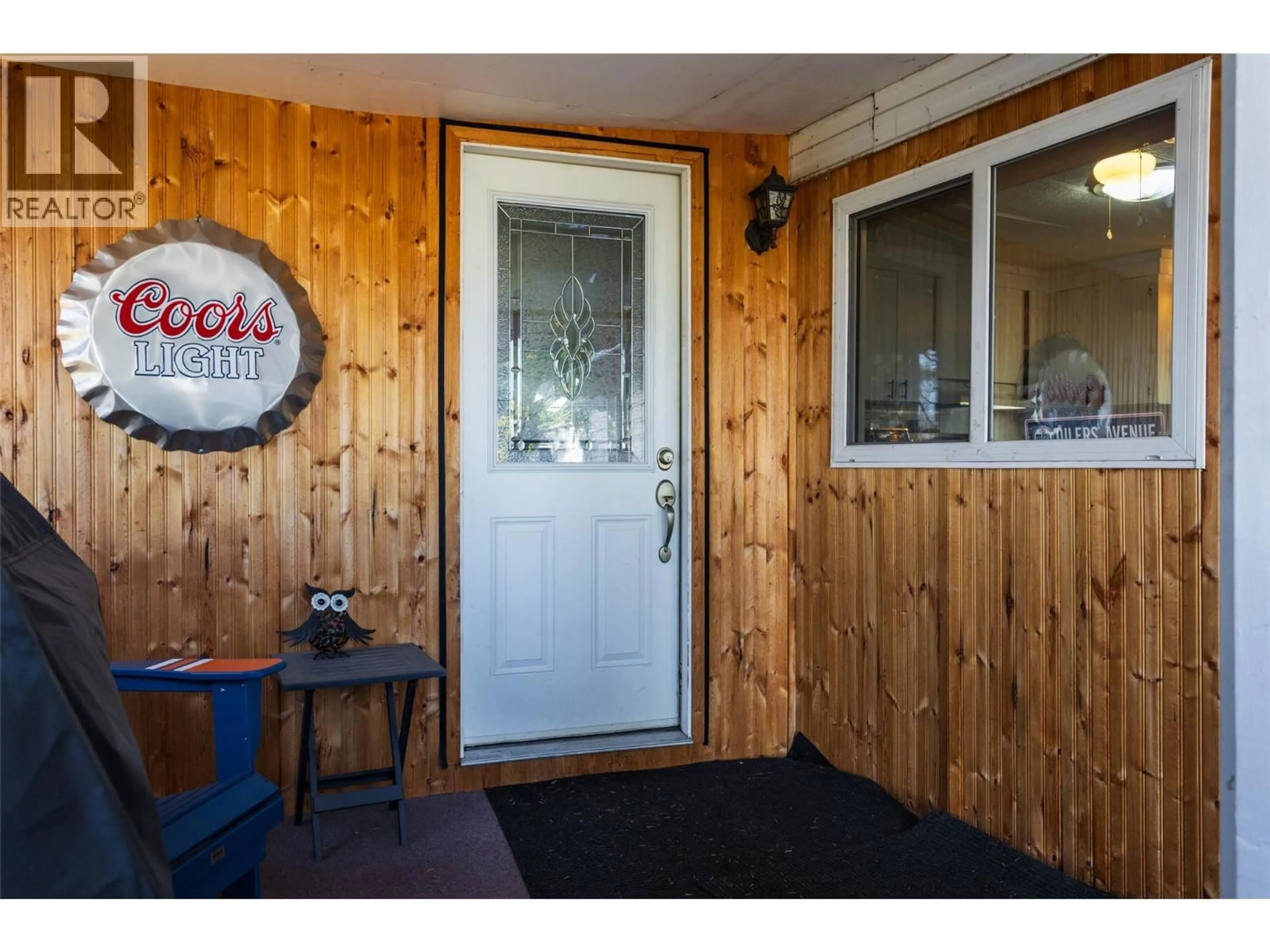 Indoor entryway for 26 - 3535 CASORSO ROAD, Kelowna British Columbia V1W3E1