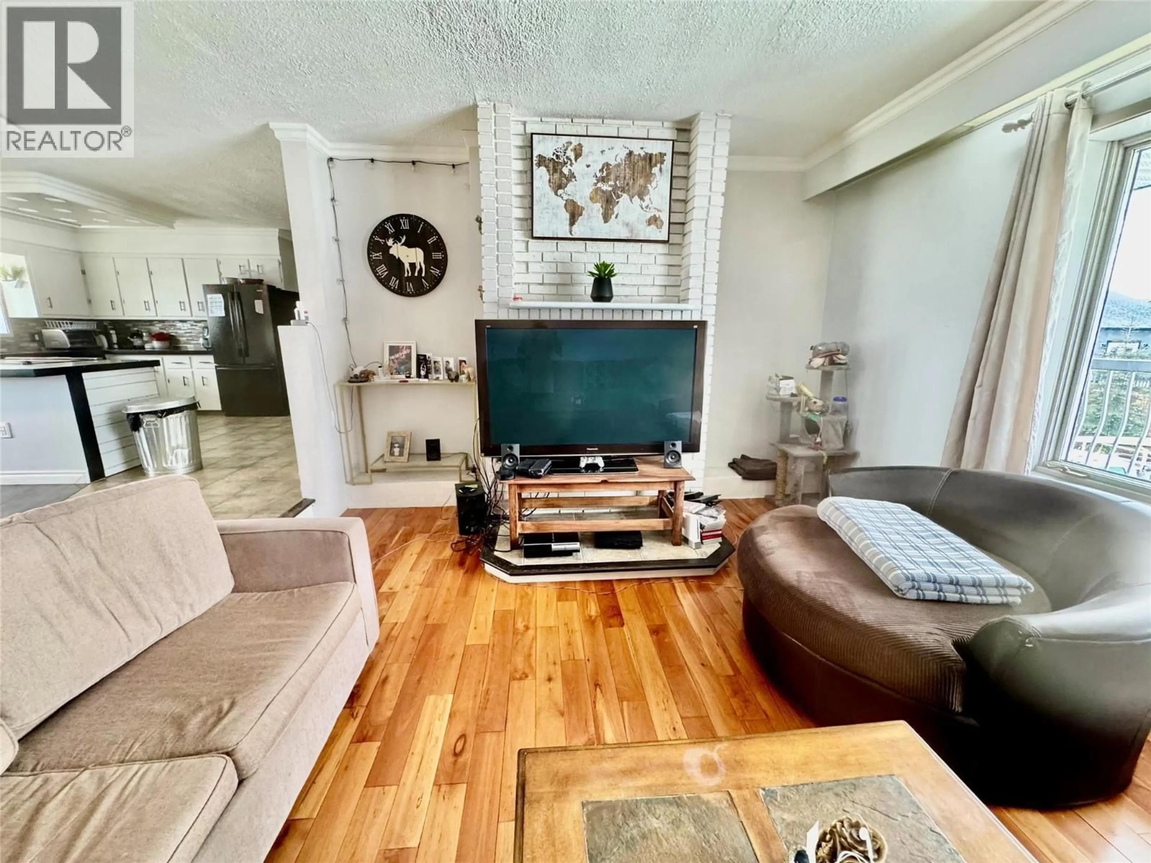 Living room with furniture, unknown for 5304 ELEVATOR ROAD, Pouce Coupe British Columbia V0C2C0