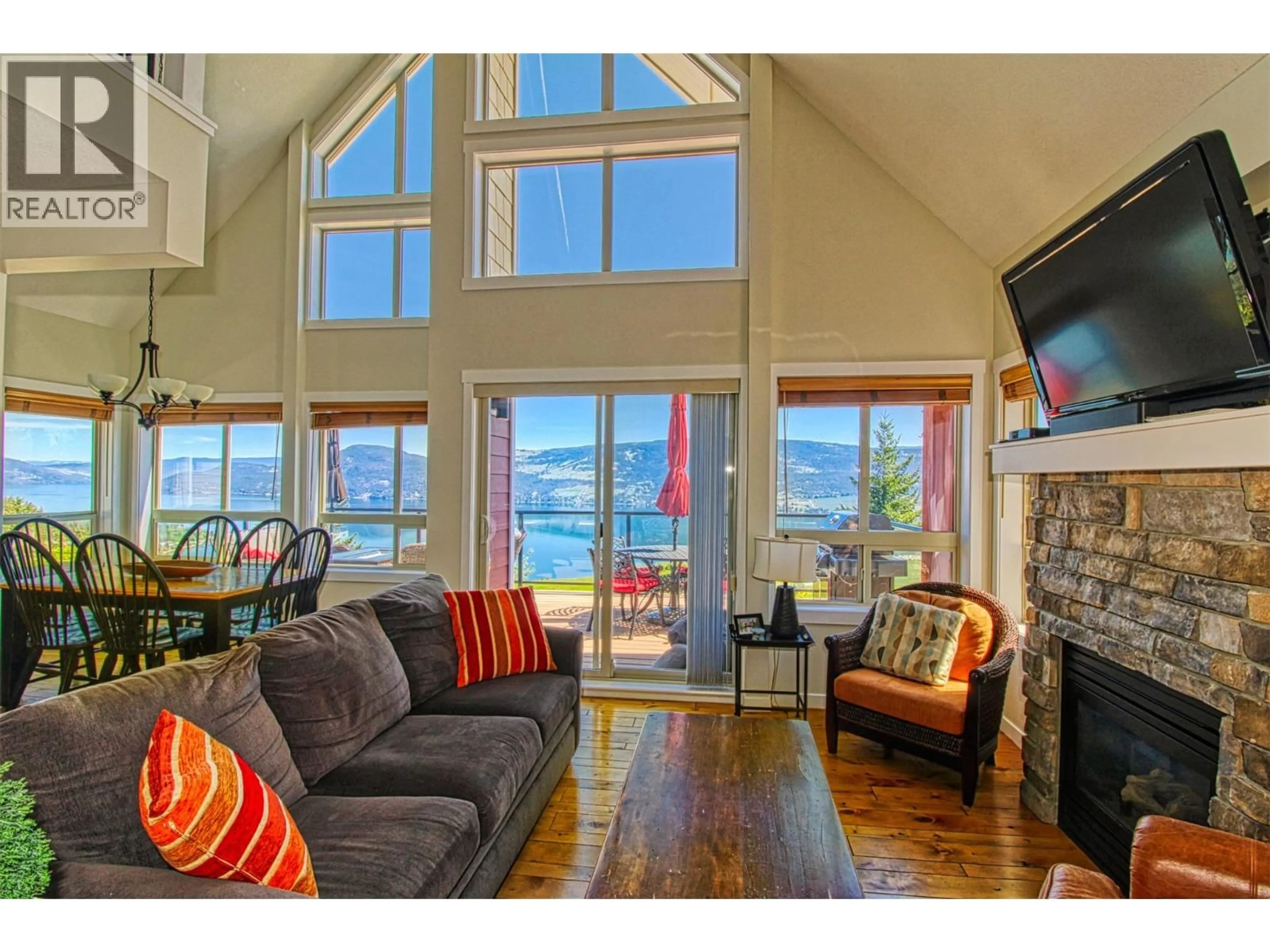Living room with furniture, unknown for 388 - 6912 TERAZONA DRIVE, Kelowna British Columbia V1Z3R8