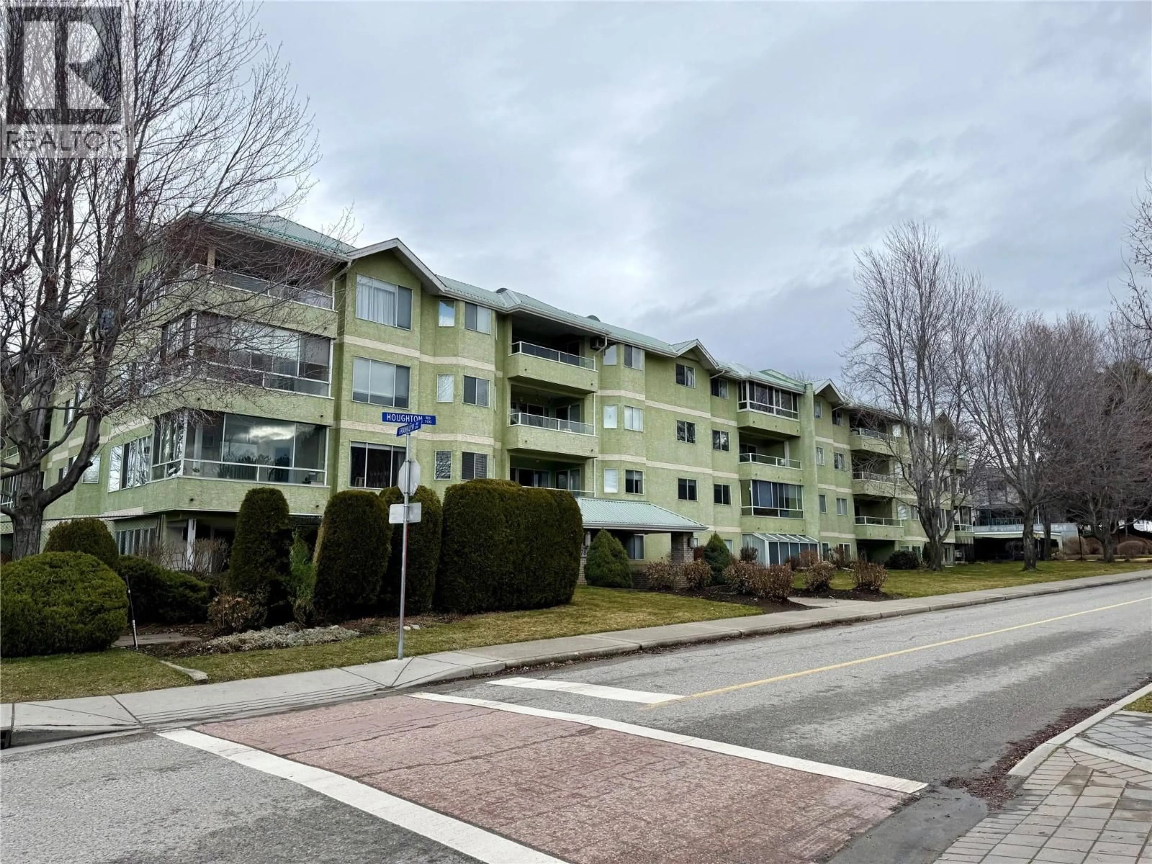 Blurry image for 406 - 780 HOUGHTON ROAD, Kelowna British Columbia V1X5G7