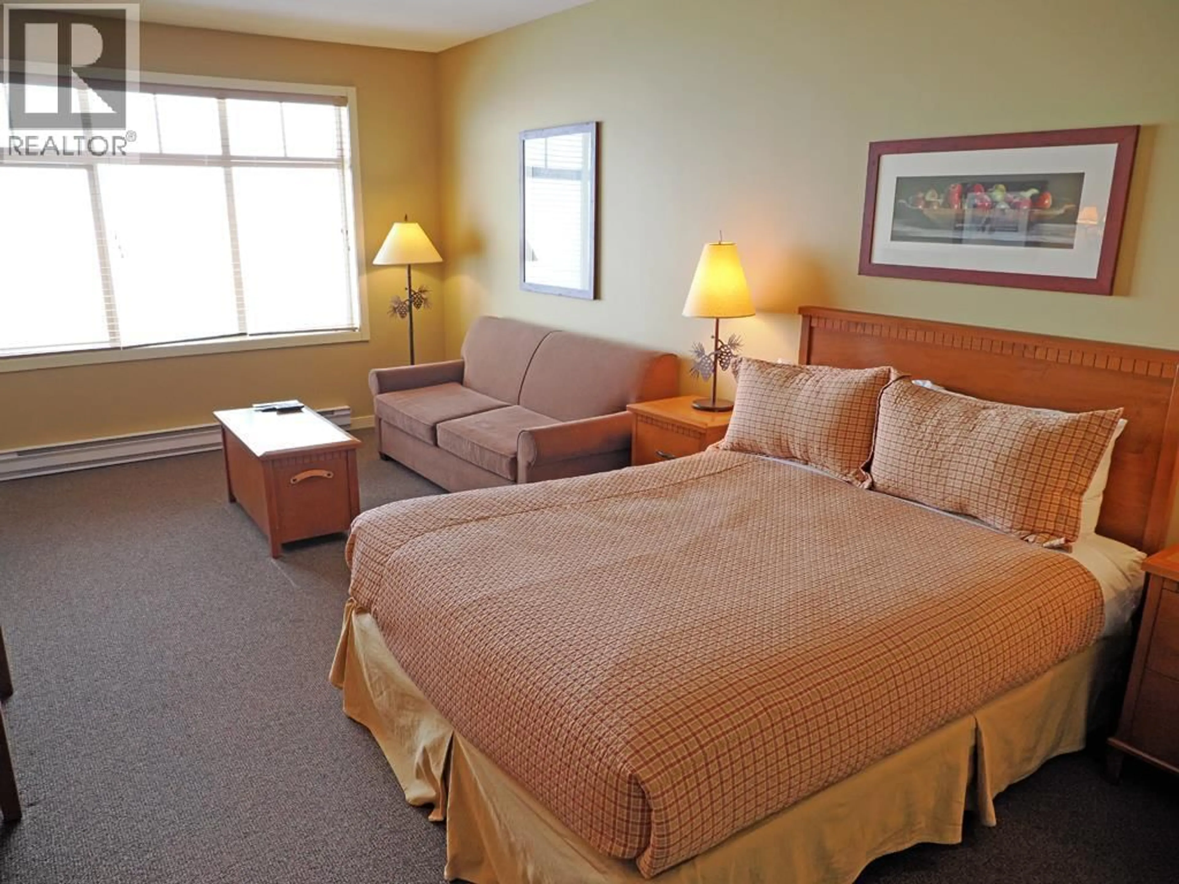 A pic of a room for 327 - 255 FEATHERTOP WAY, Big White British Columbia V1P1T4