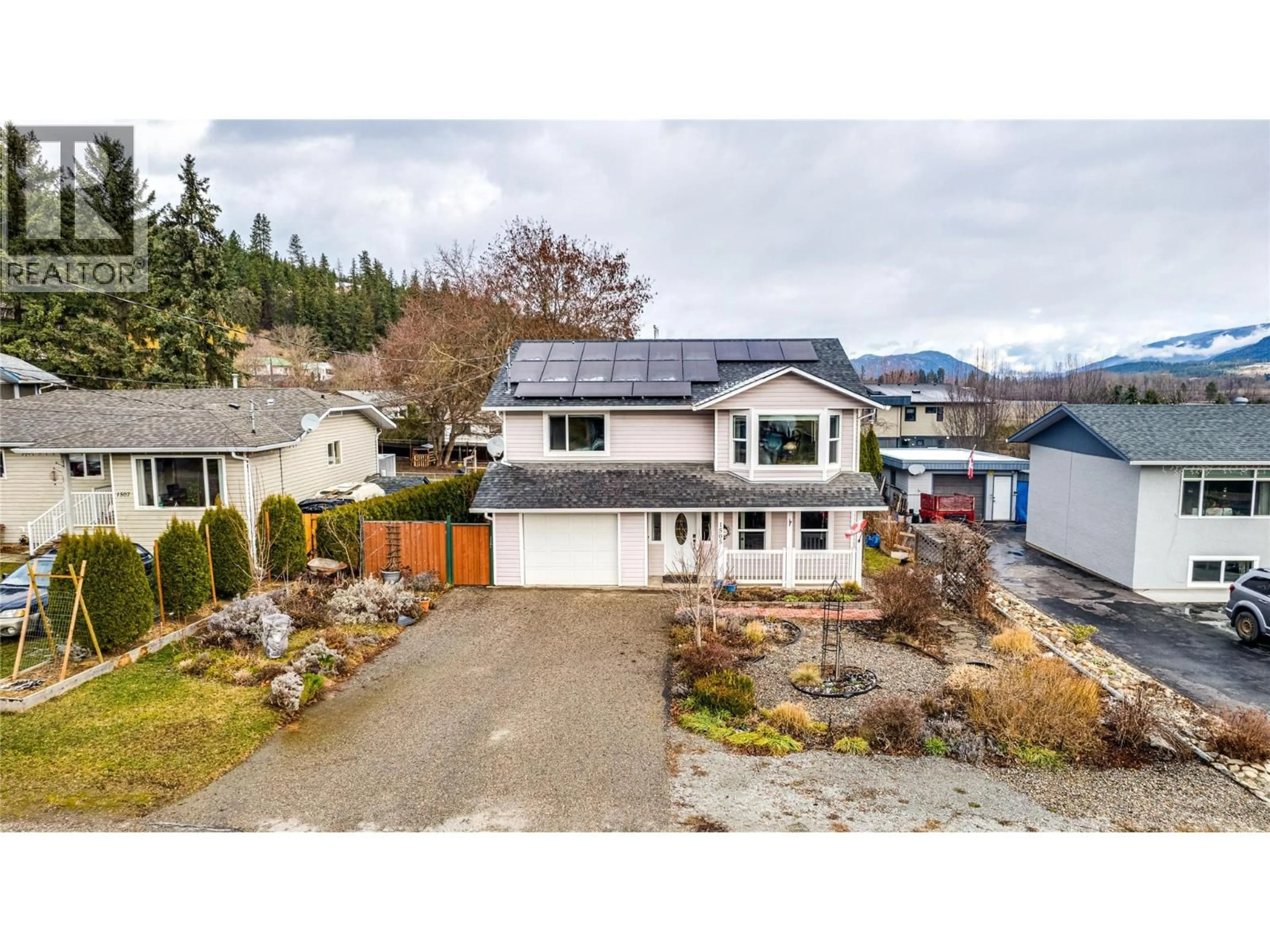 A pic from outside/outdoor area/front of a property/back of a property/a pic from drone, unknown for 1505 NORTHERN AVENUE, Enderby British Columbia V0E1V1