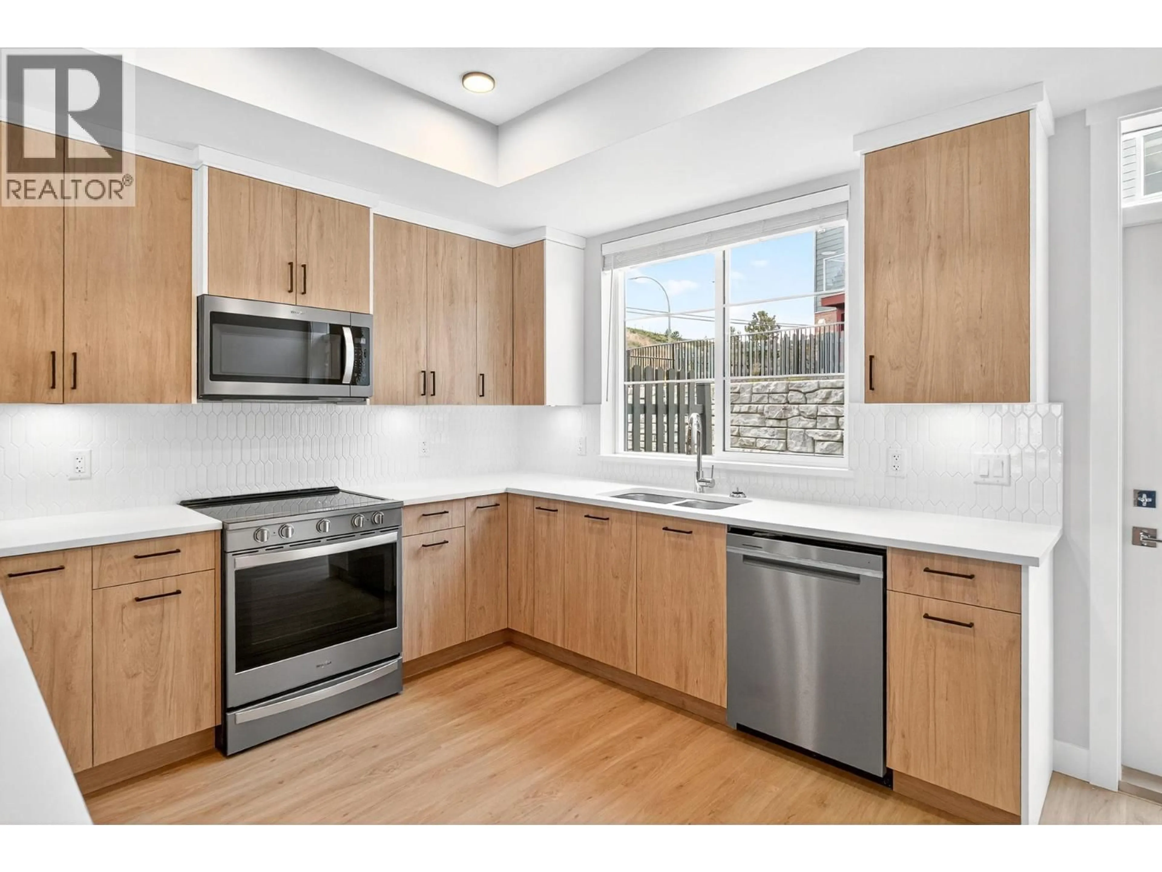 Standard kitchen, unknown for 190 - 4025 GELLATLY ROAD SOUTH, West Kelowna British Columbia V4T0E6