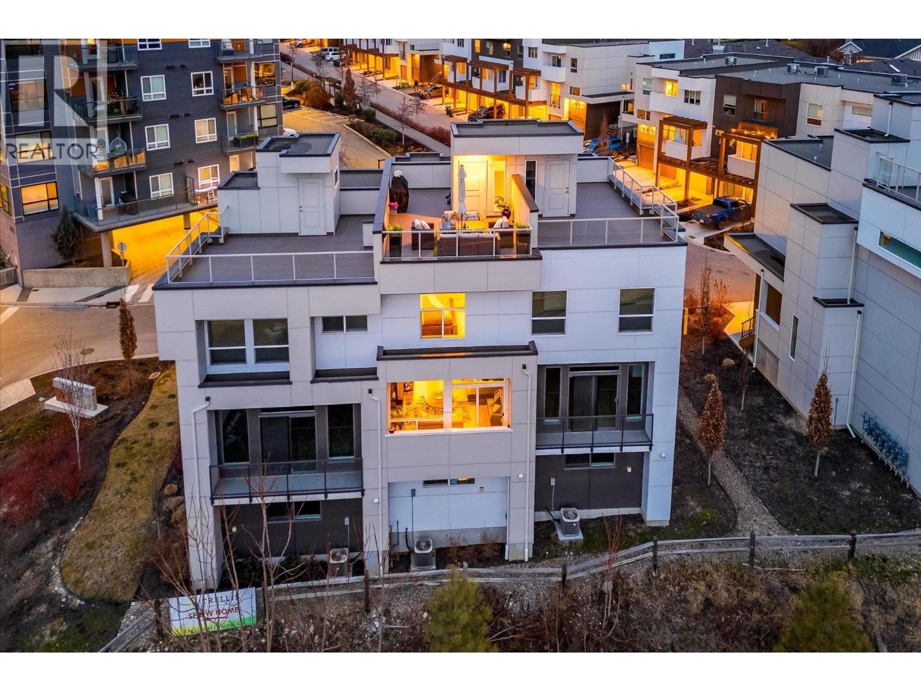 A pic from outside/outdoor area/front of a property/back of a property/a pic from drone, unknown for 48 - 720 VALLEY ROAD, Kelowna British Columbia V1V0E1