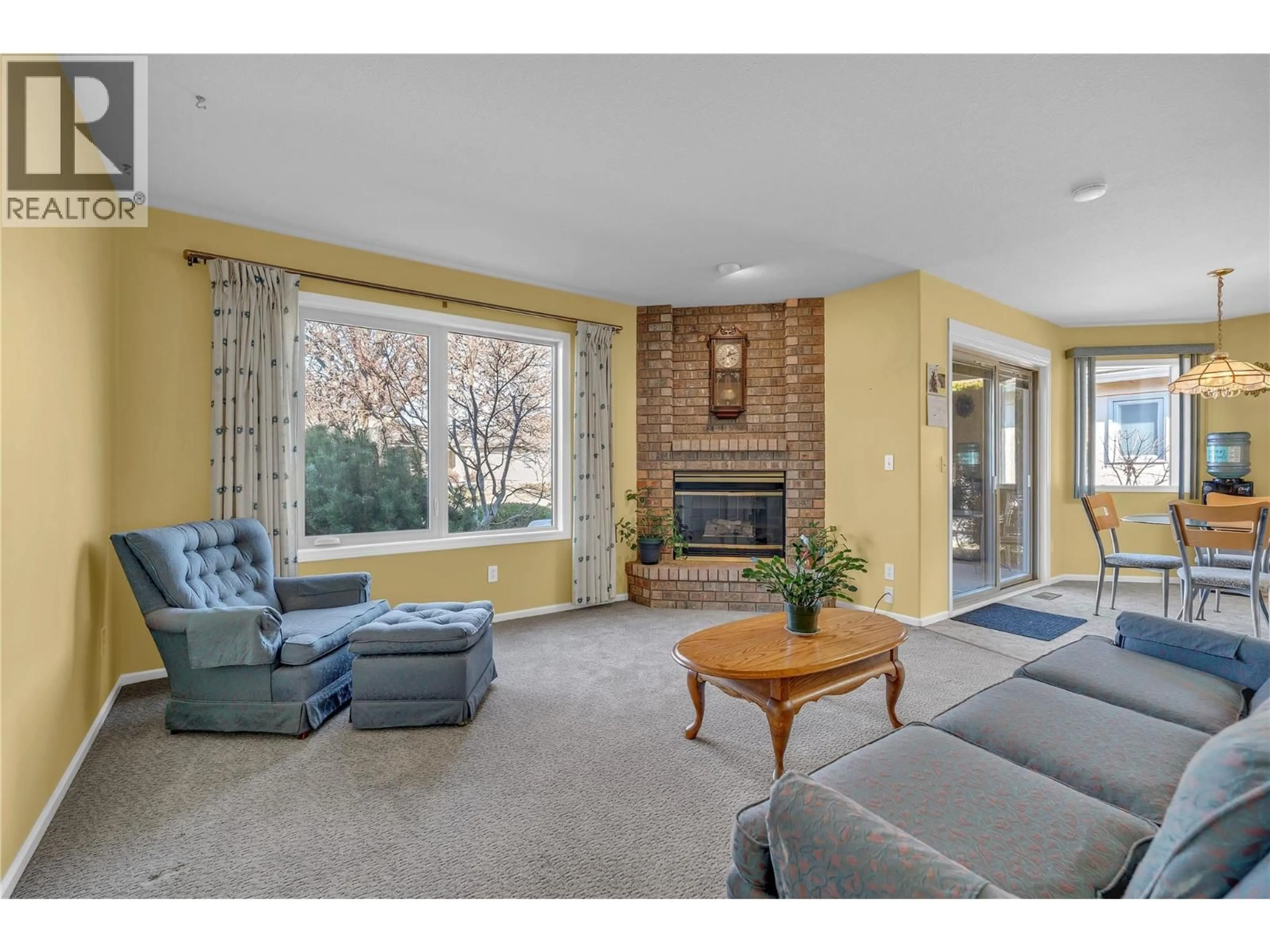 Living room with furniture, unknown for 36 - 3333 SOUTH MAIN STREET, Penticton British Columbia V2A8J8