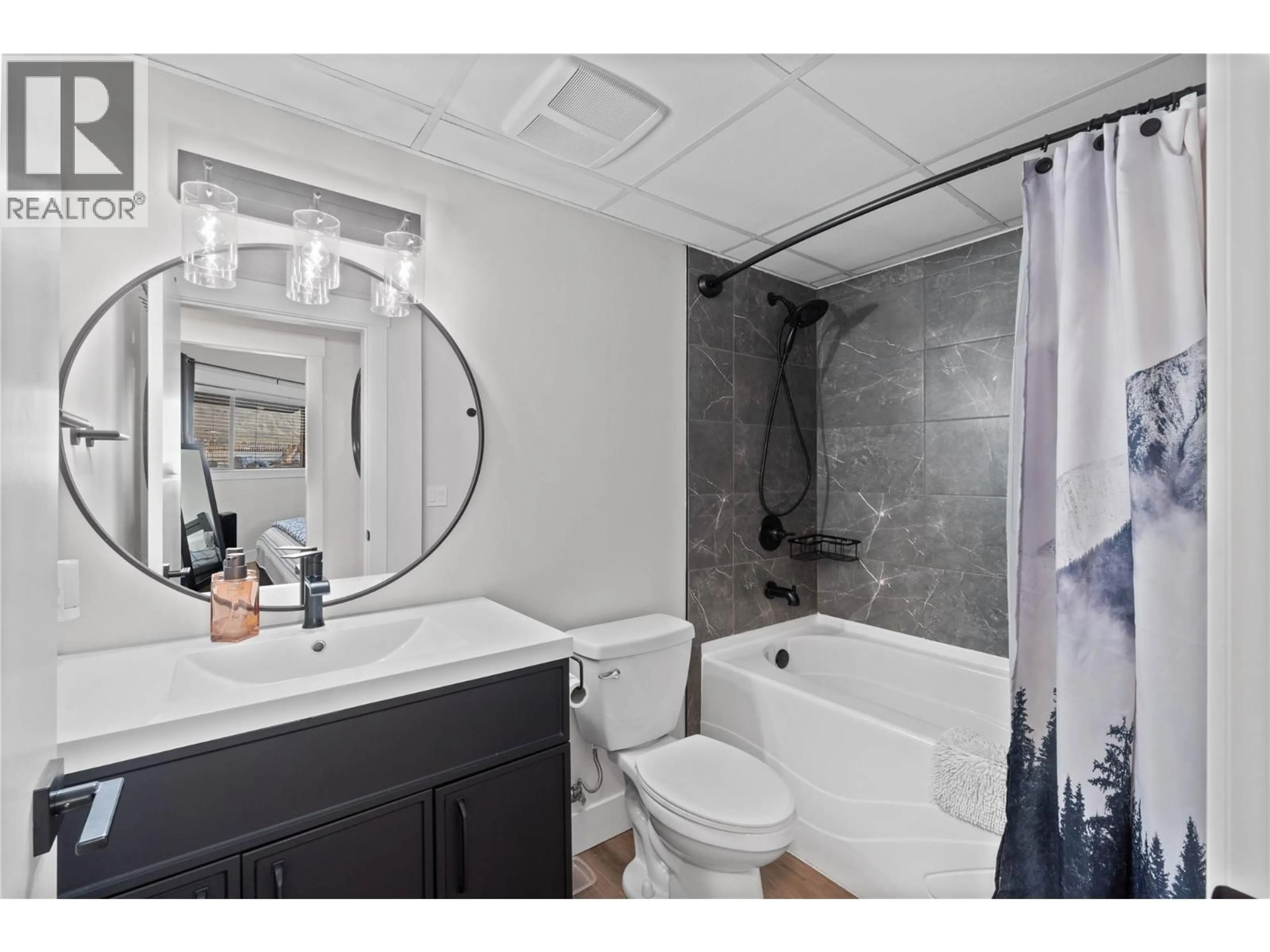 Standard bathroom, ceramic/tile floor for 3102 - 1040 TALASA COURT, Kamloops British Columbia V2H0C4