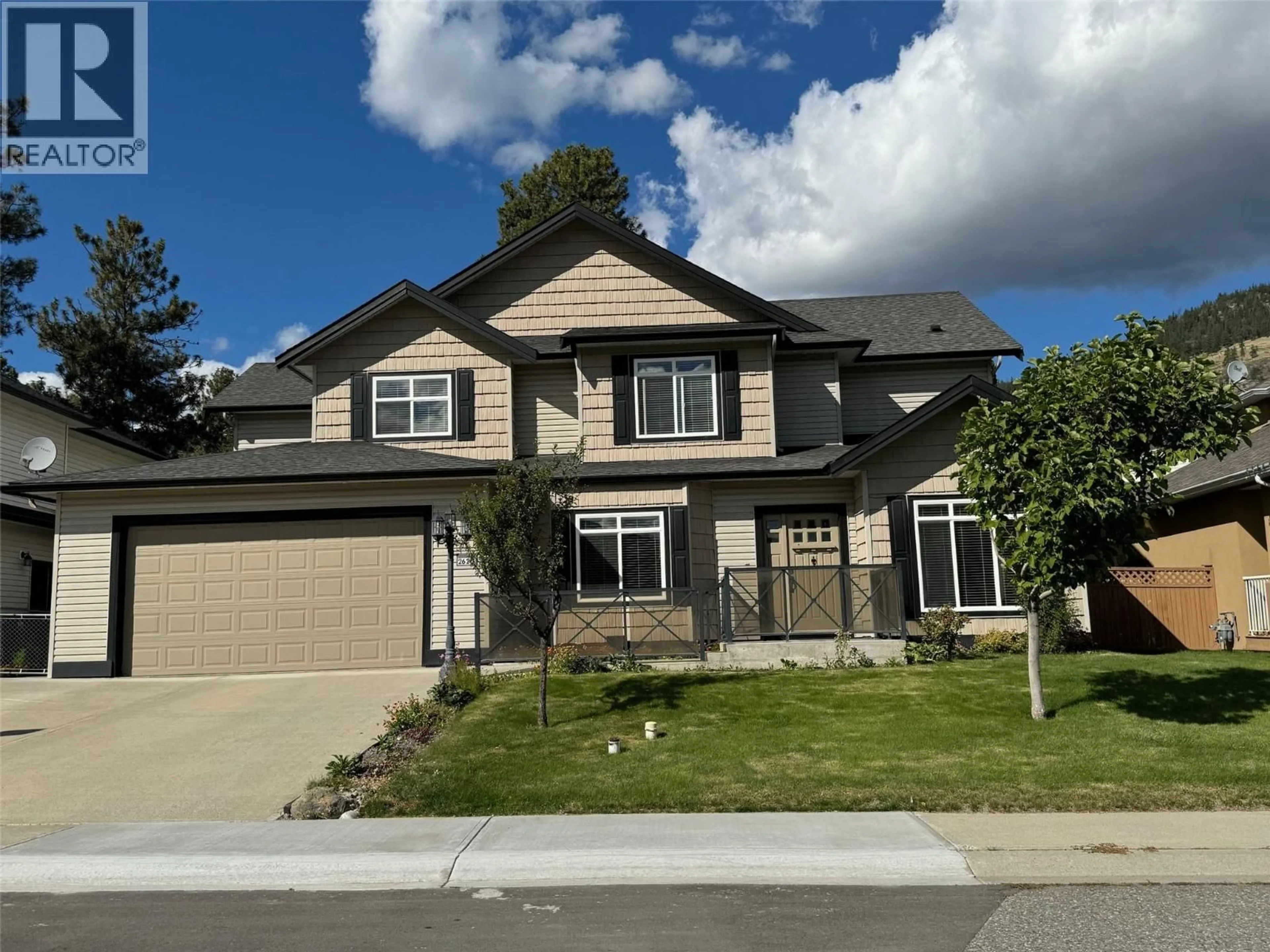 Home with vinyl exterior material, street for 2625 FORKSDALE AVENUE, Merritt British Columbia V1K1P8