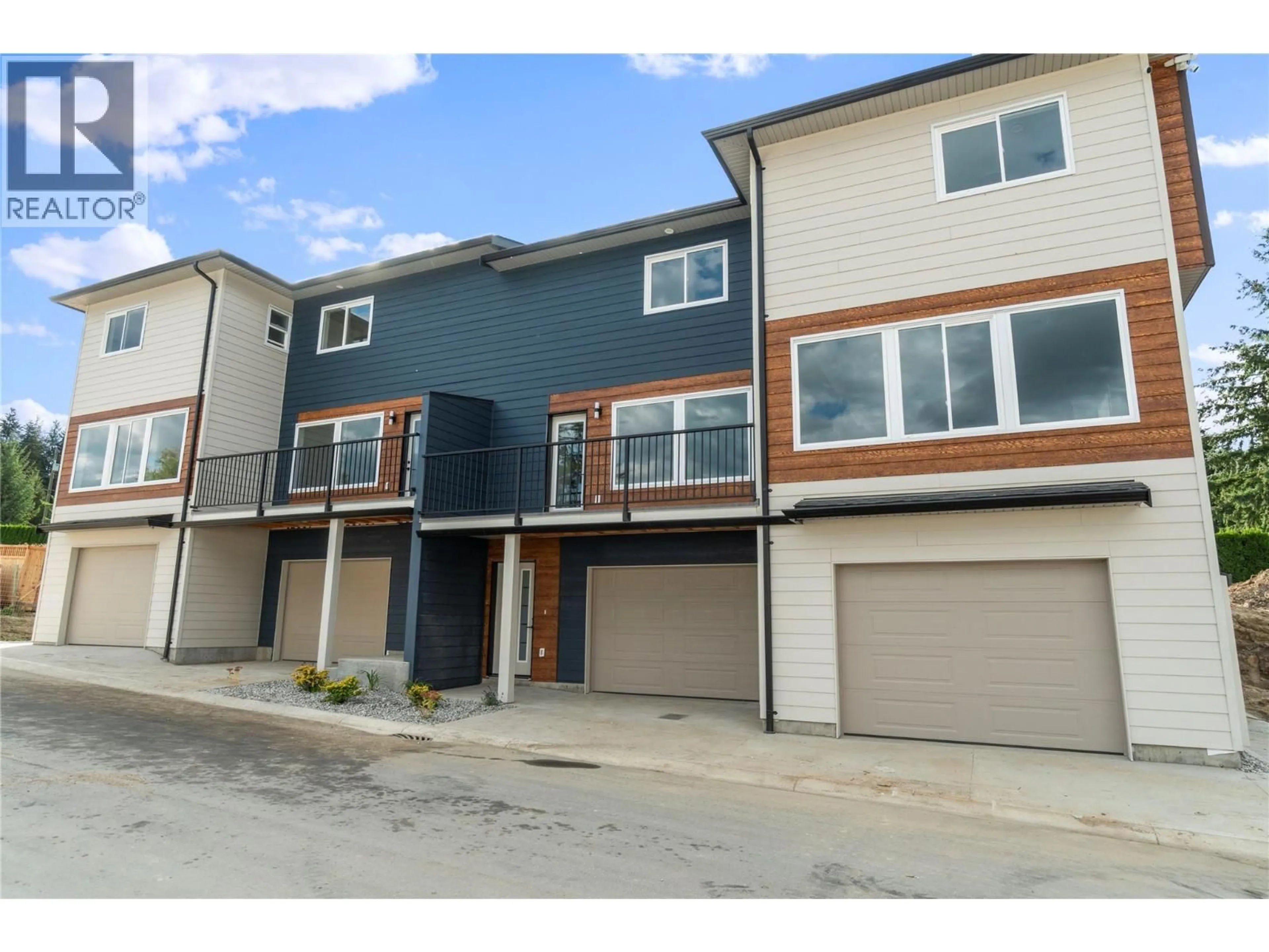 Unknown for 37 - 981 12 STREET SOUTHEAST, Salmon Arm British Columbia V1E2C8