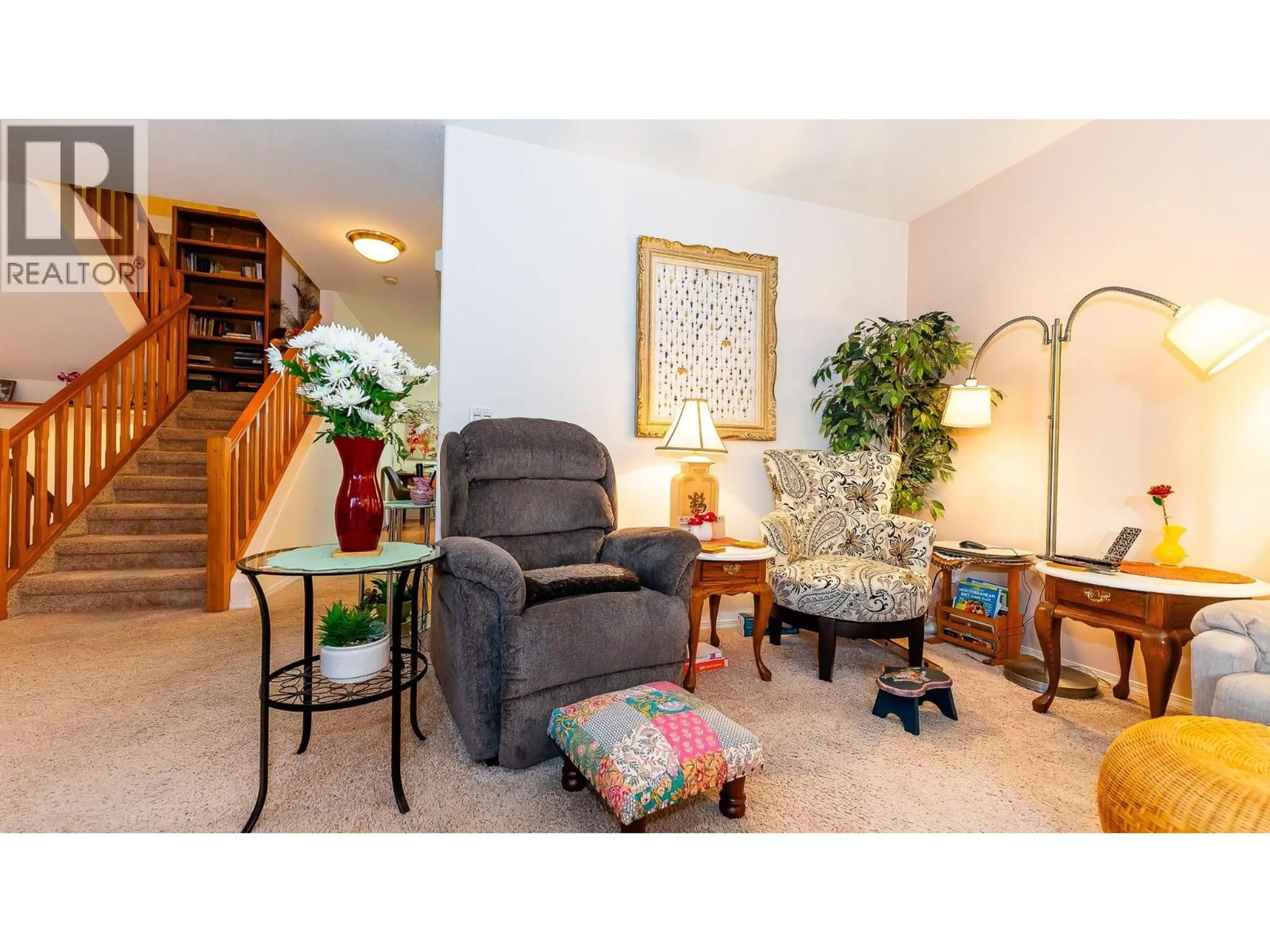 Living room with furniture, unknown for 3 - 660 24 STREET NORTHEAST, Salmon Arm British Columbia V1E1W1