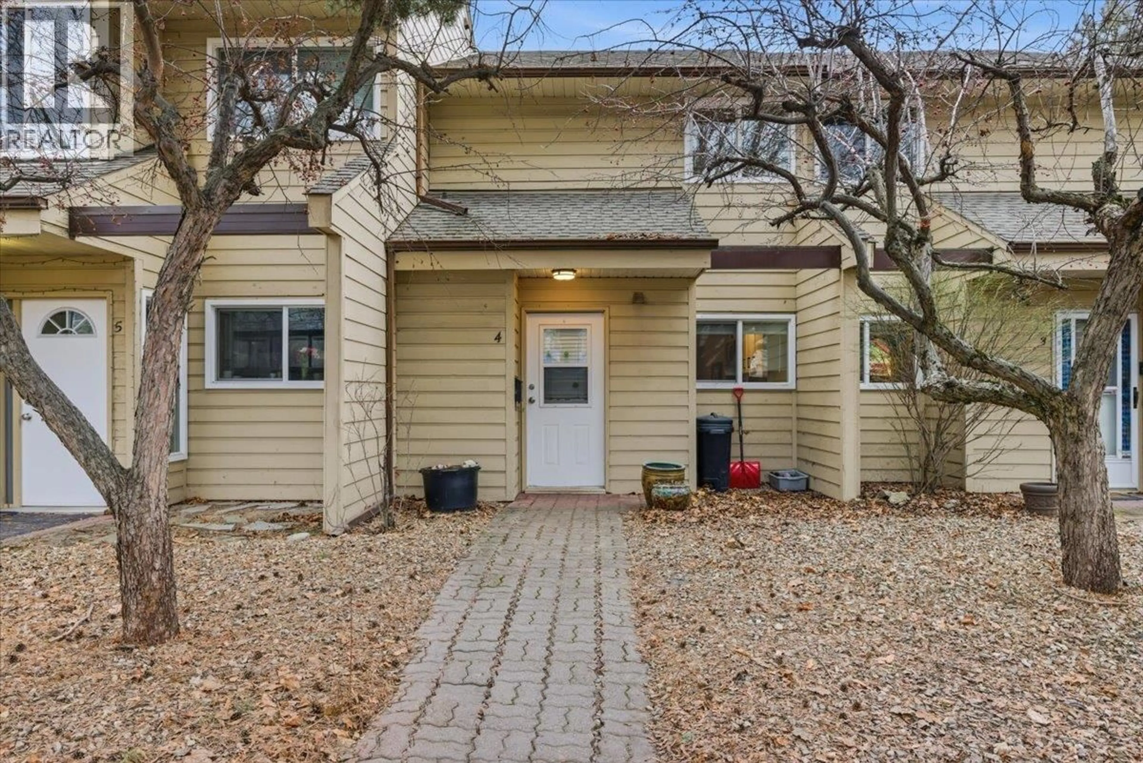 Unknown for 4 - 5300 25 AVENUE, Vernon British Columbia V1T6R4