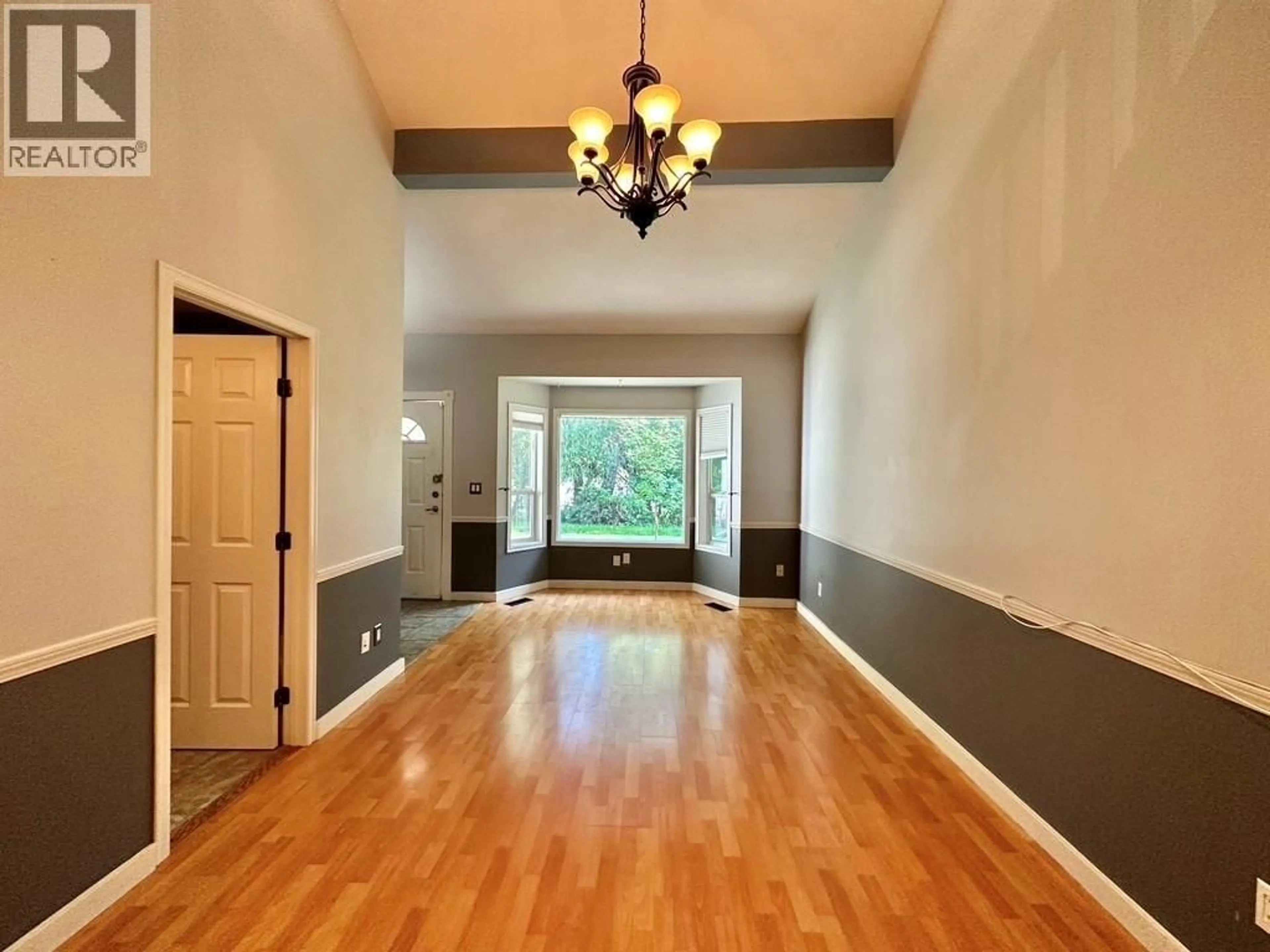 Unknown for 404 - 3155 GORDON DRIVE, Kelowna British Columbia V1W3N6