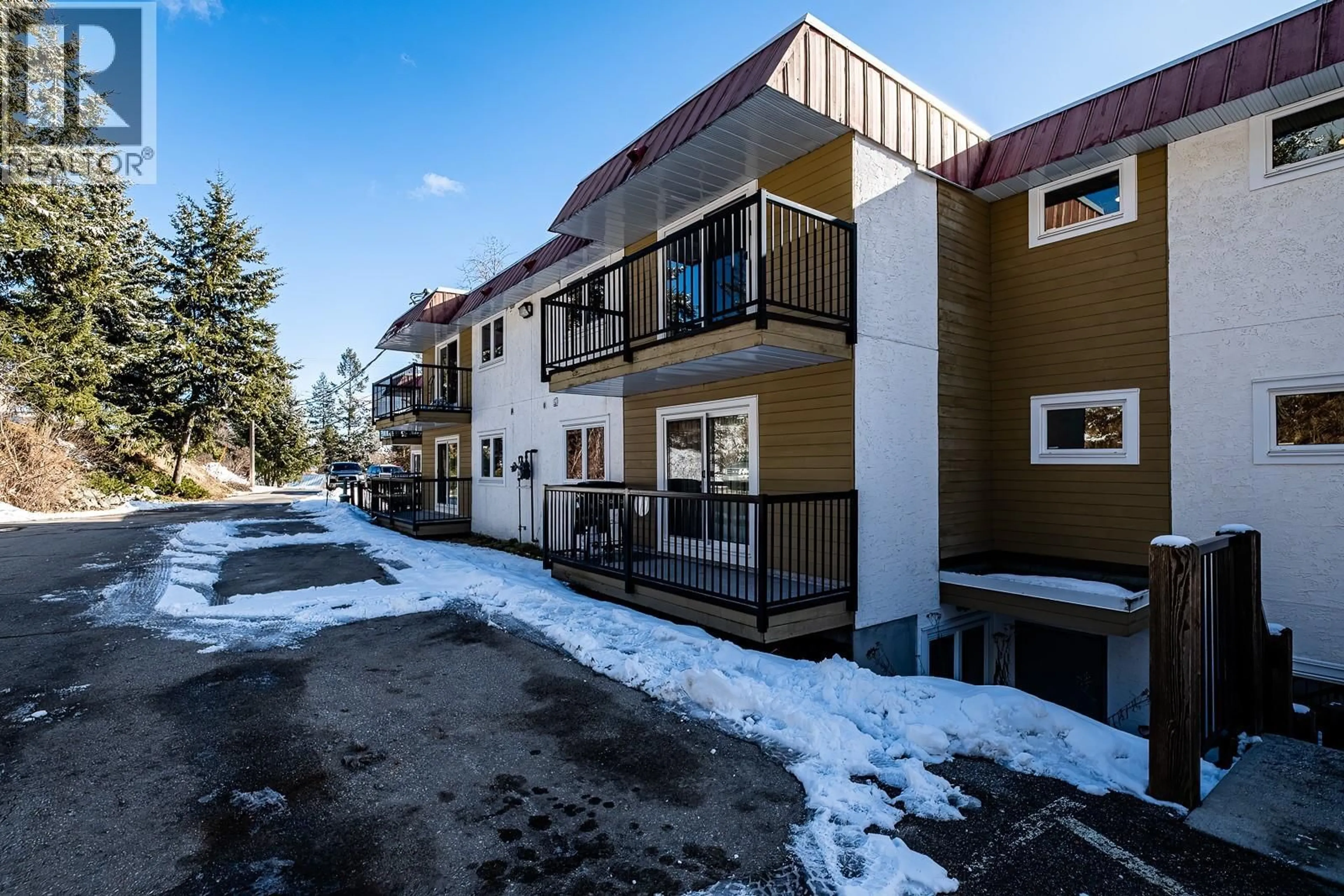 Patio, unknown for 306 - 1510 NICKELPLATE STREET, Rossland British Columbia V0G1Y0