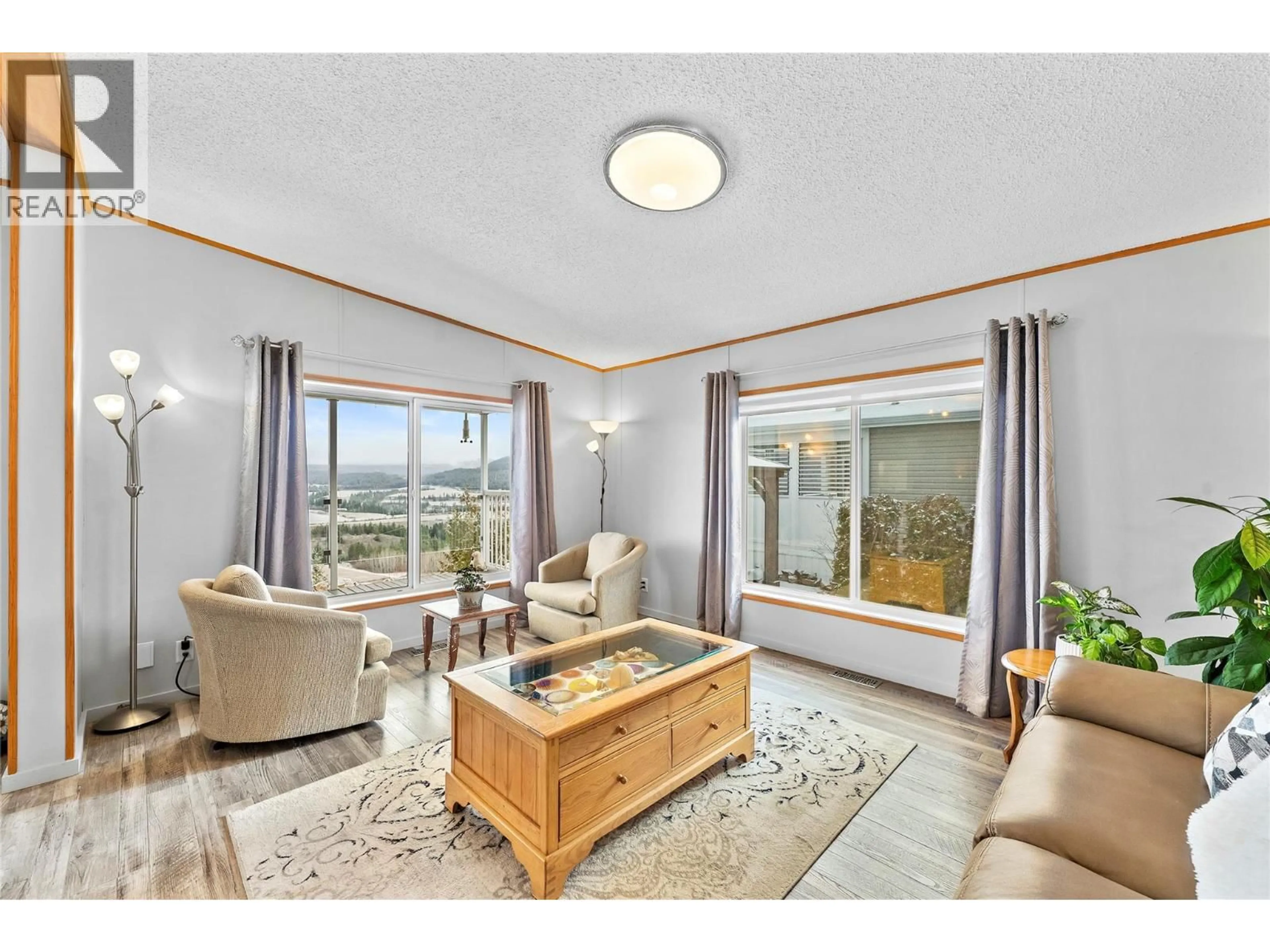 Living room with furniture, unknown for 72 - 1885 TAPPEN NOTCH HILL ROAD ROAD, Tappen British Columbia V0E2X0