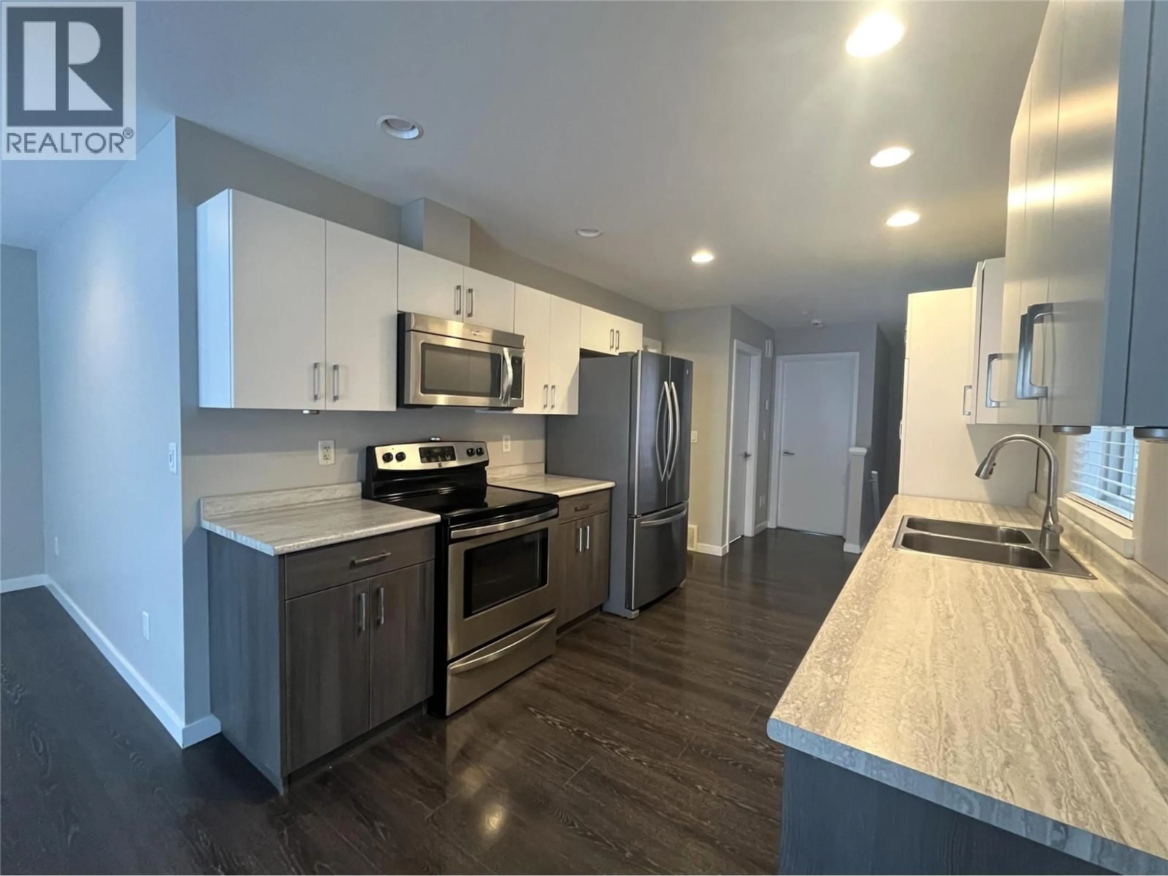 Open concept kitchen, unknown for 128 - 1850 HUGH ALLAN DRIVE, Kamloops British Columbia V1S0C8