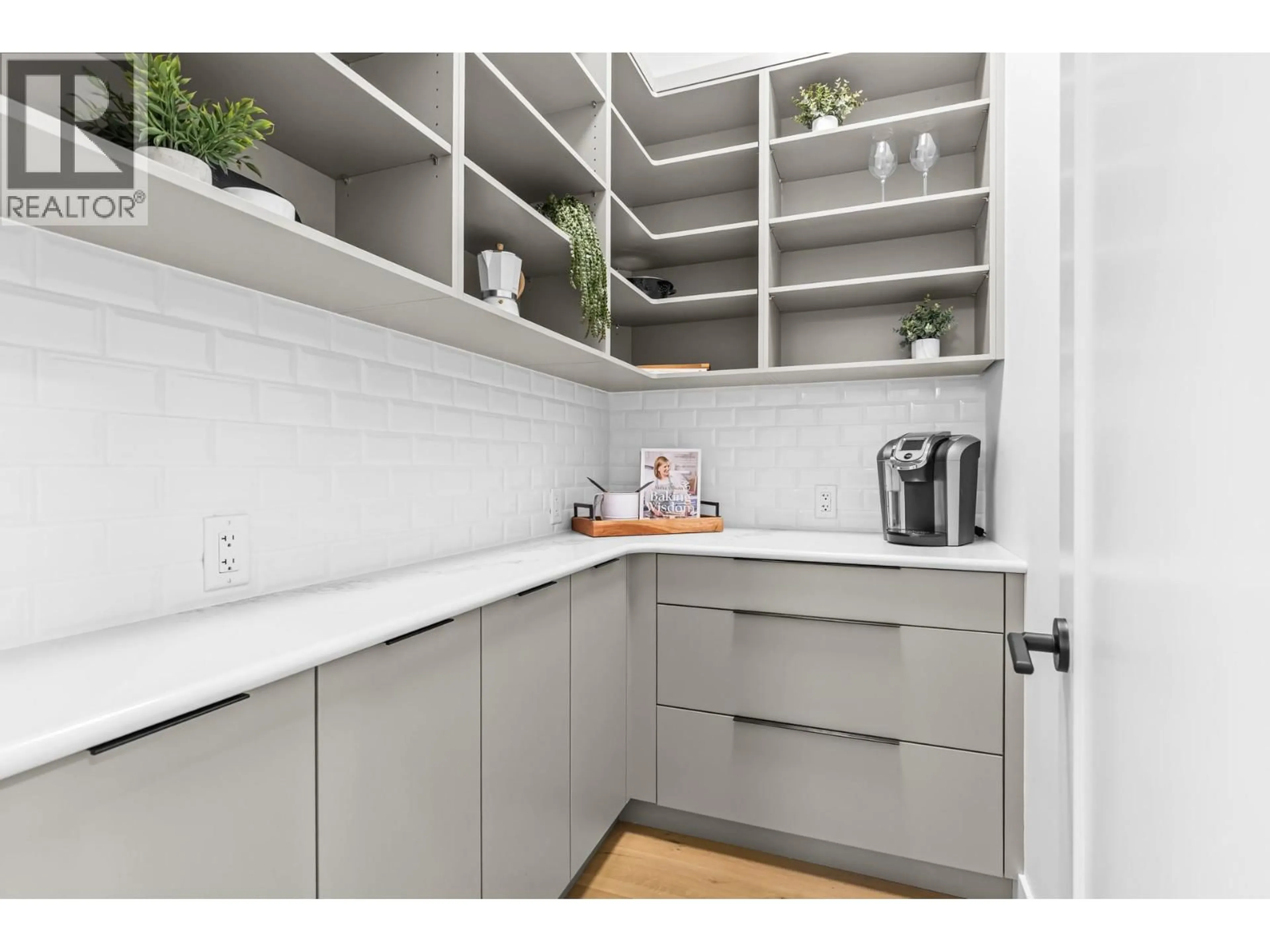 Unknown for 1050 EMSLIE STREET, Kelowna British Columbia V1W0C3