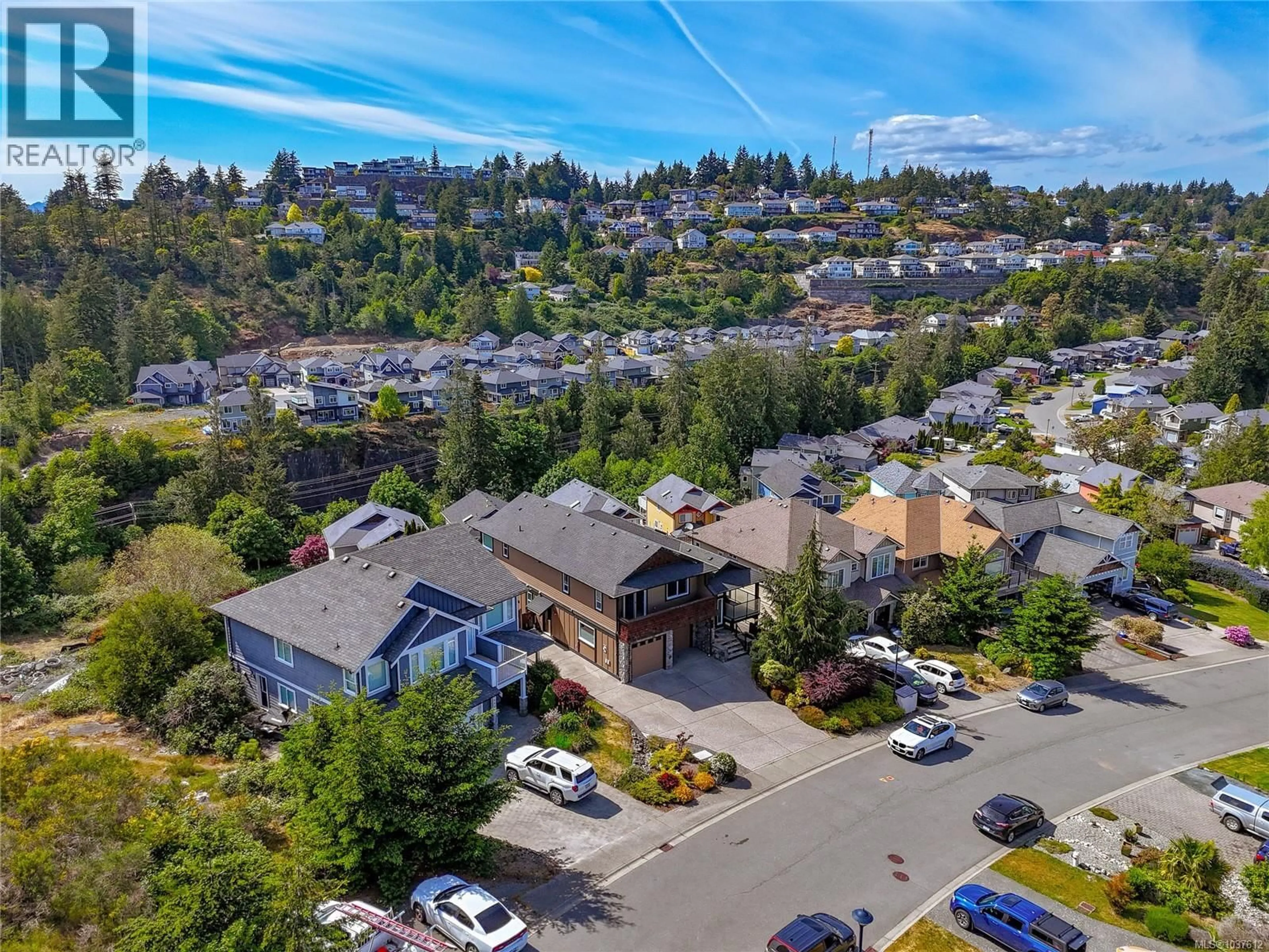 A pic from outside/outdoor area/front of a property/back of a property/a pic from drone, mountain view for 3438 MARY ANNE CRESCENT, Colwood British Columbia V9C4K4