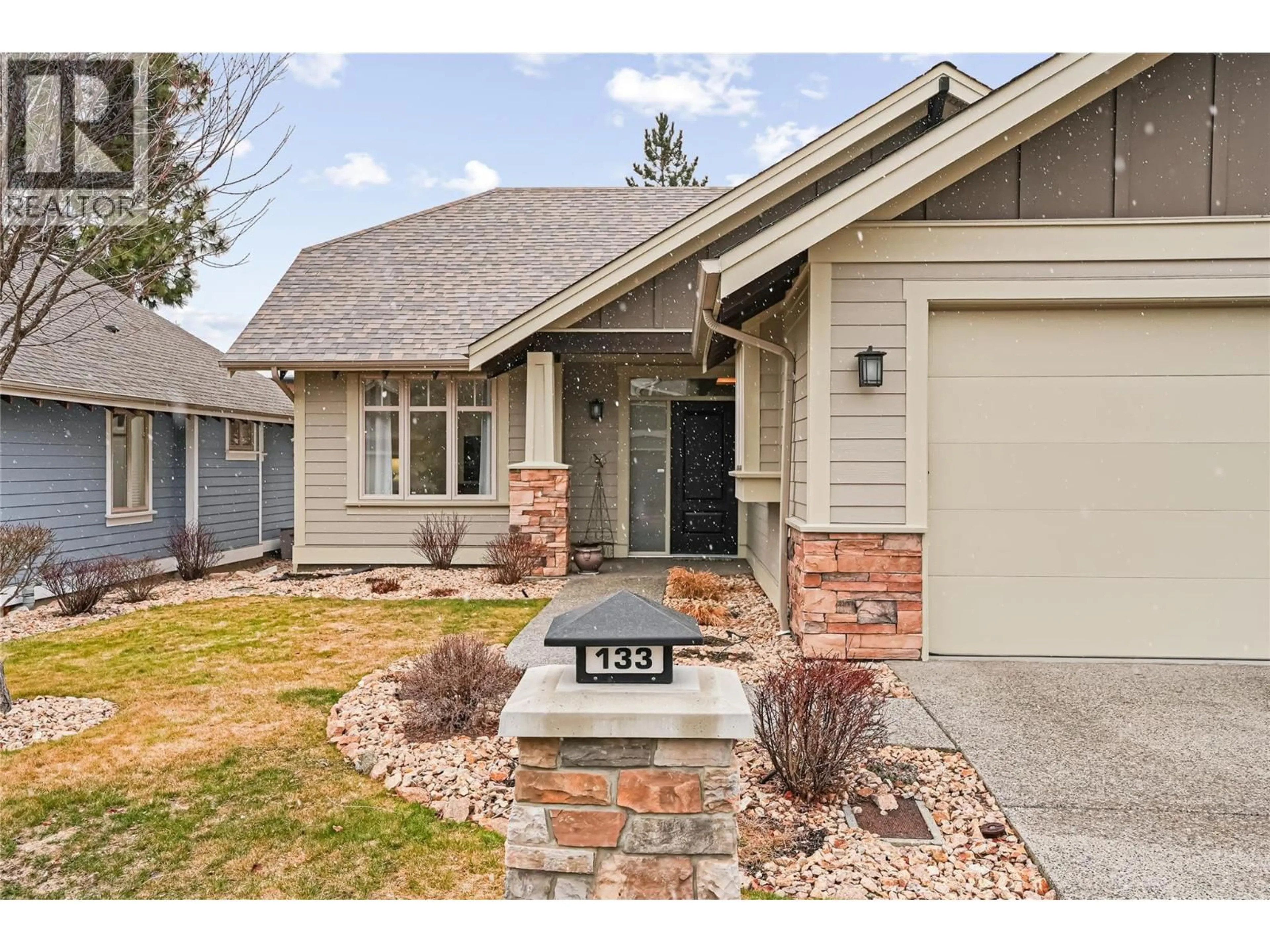 Home with vinyl exterior material, street for 133 MASHIE CRESCENT, Vernon British Columbia V1H1V8