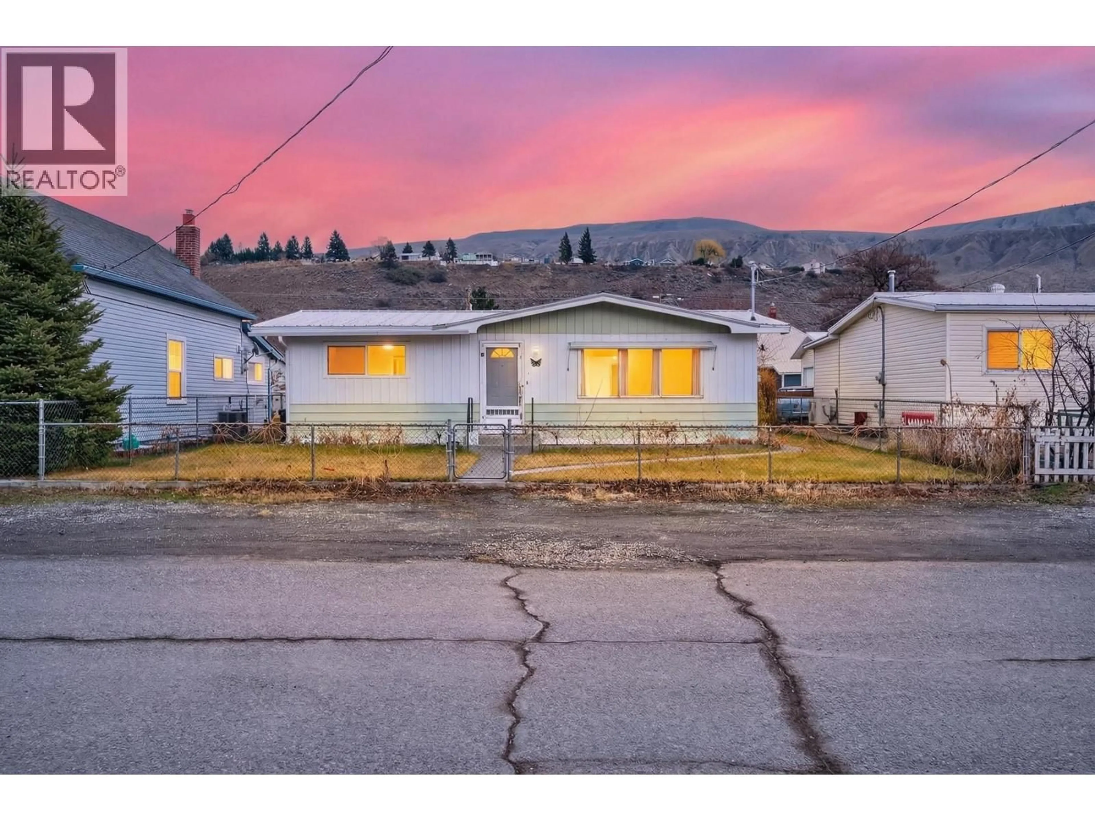 A pic from outside/outdoor area/front of a property/back of a property/a pic from drone, unknown for 506 BANCROFT STREET, Ashcroft British Columbia V0K1A0