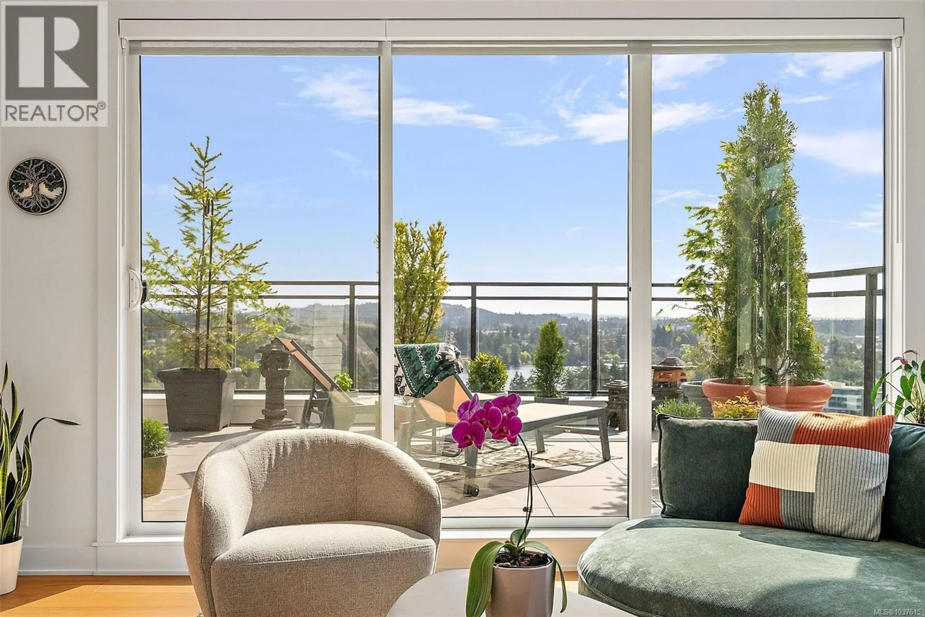 Living room with furniture, unknown for 710 - 1114 SAMAR CRESCENT, Langford British Columbia V9B7C5