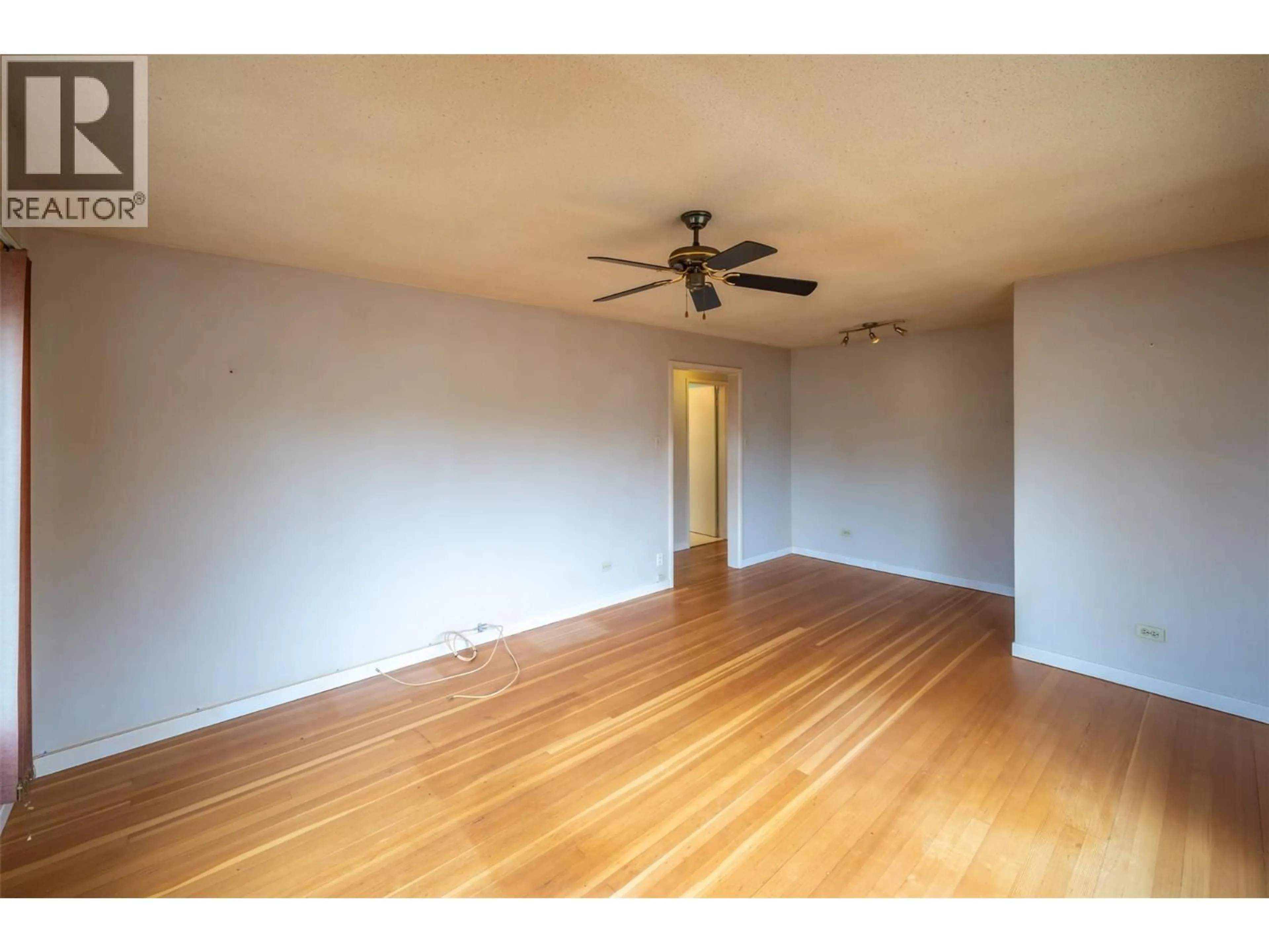 A pic of a room for 401 WADE AVENUE EAST, Penticton British Columbia V2A4H7