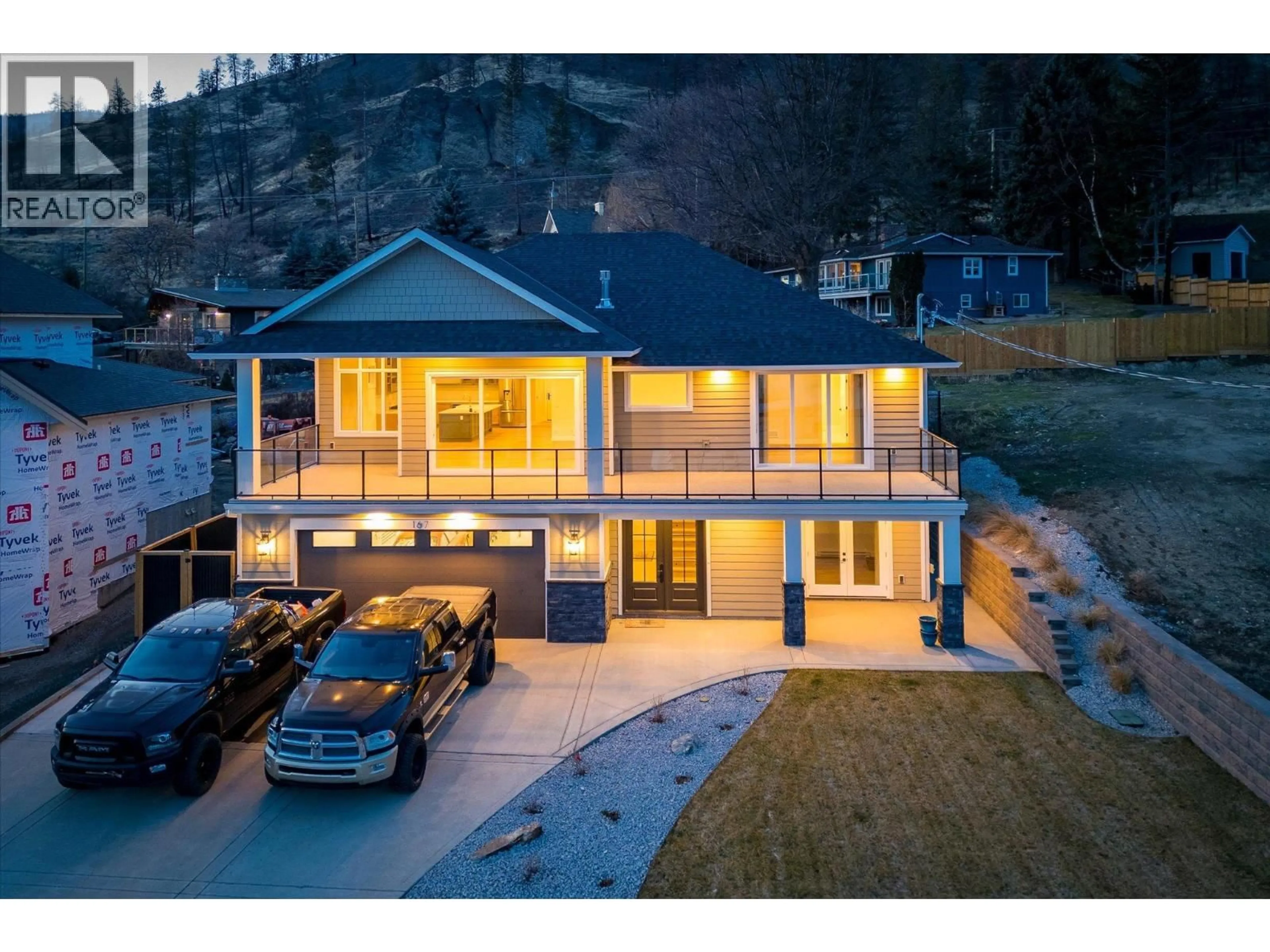 A pic from outside/outdoor area/front of a property/back of a property/a pic from drone, unknown for 167 HELDON COURT, West Kelowna British Columbia V1Z3S5