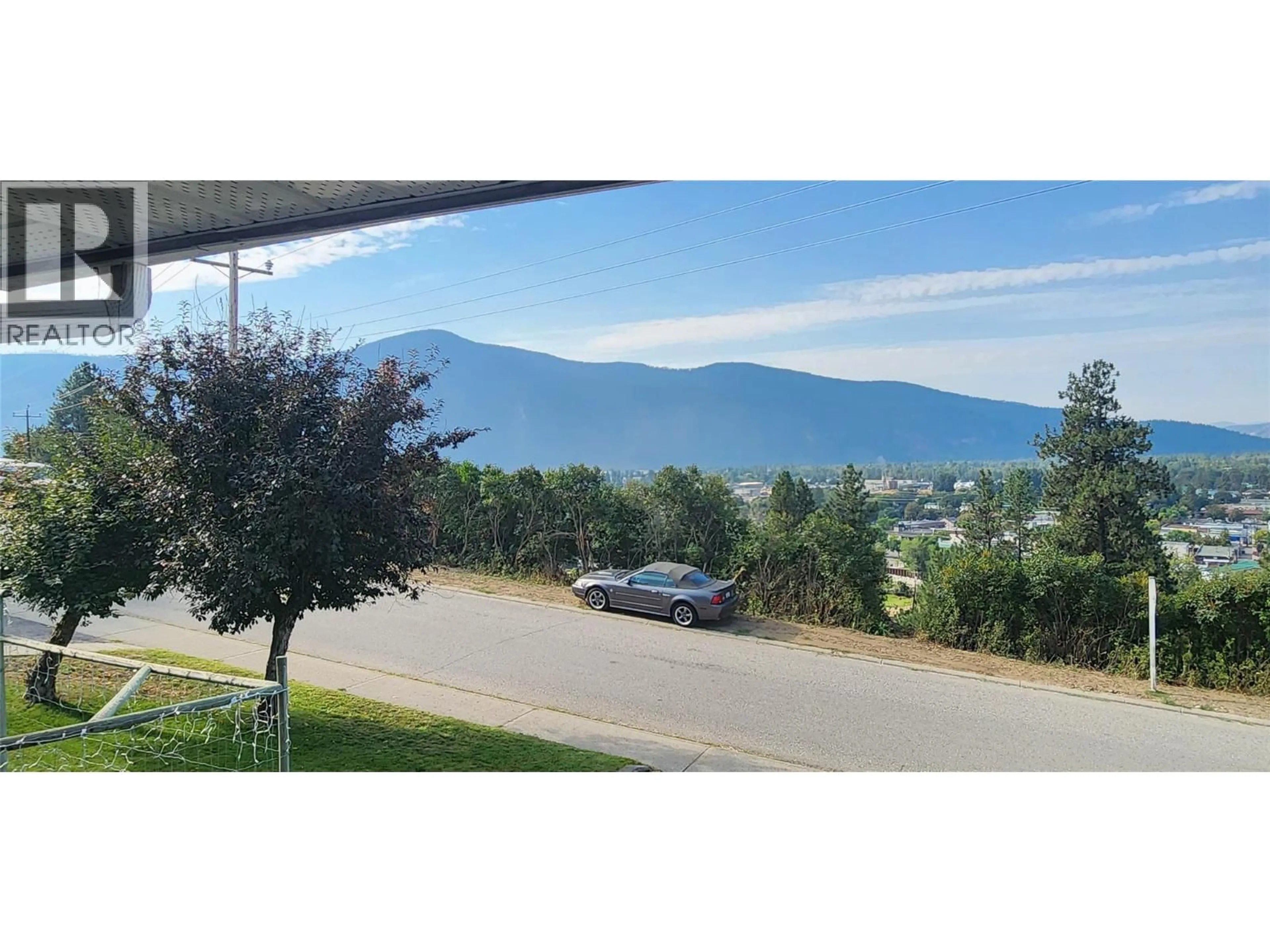 A pic from outside/outdoor area/front of a property/back of a property/a pic from drone, mountain view for 7389 VALLEY HEIGHTS DRIVE, Grand Forks British Columbia V0H1H0