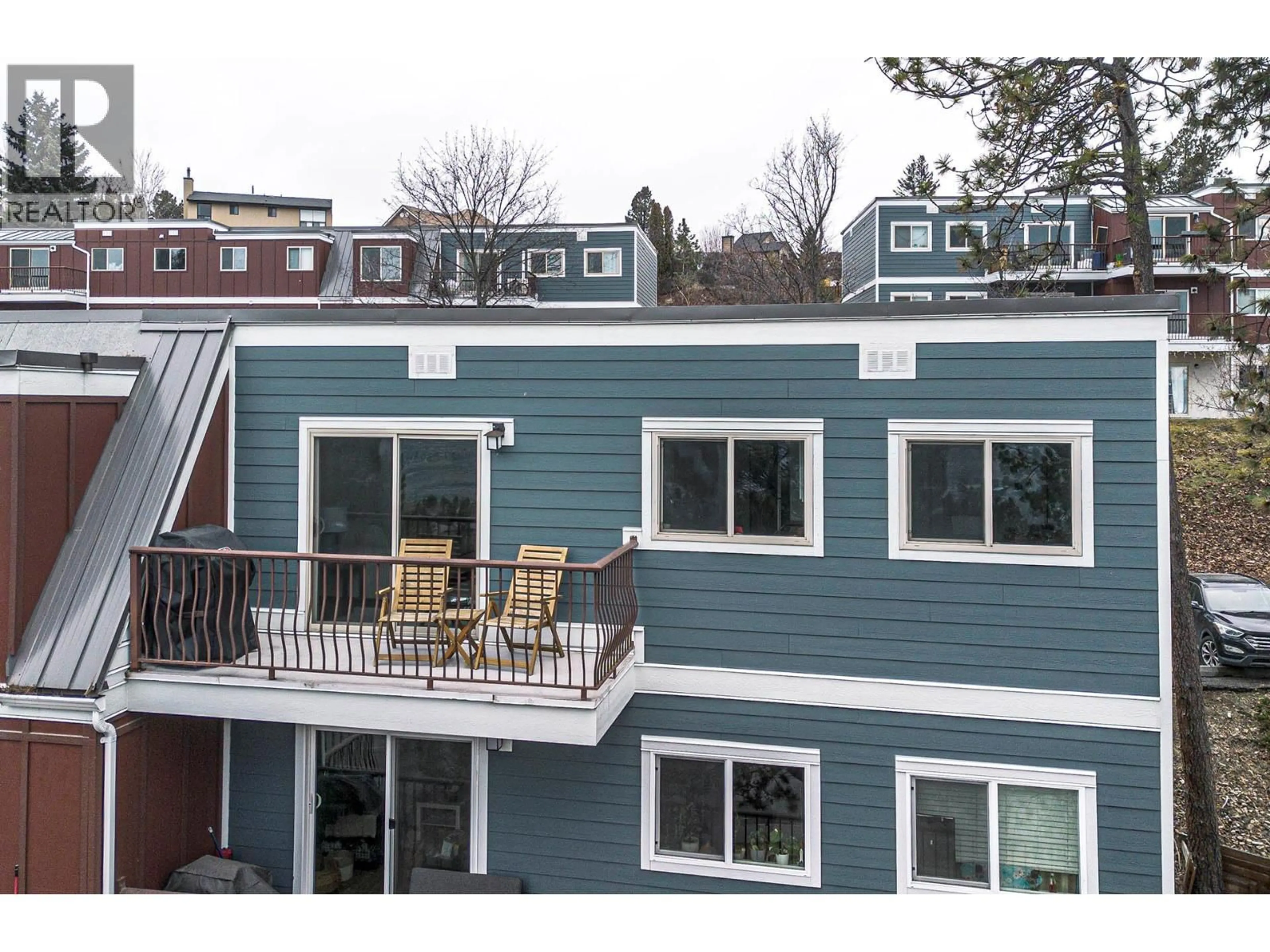 Home with vinyl exterior material, unknown for 9 - 1810 SUMMIT DRIVE, Kamloops British Columbia V2E2C7