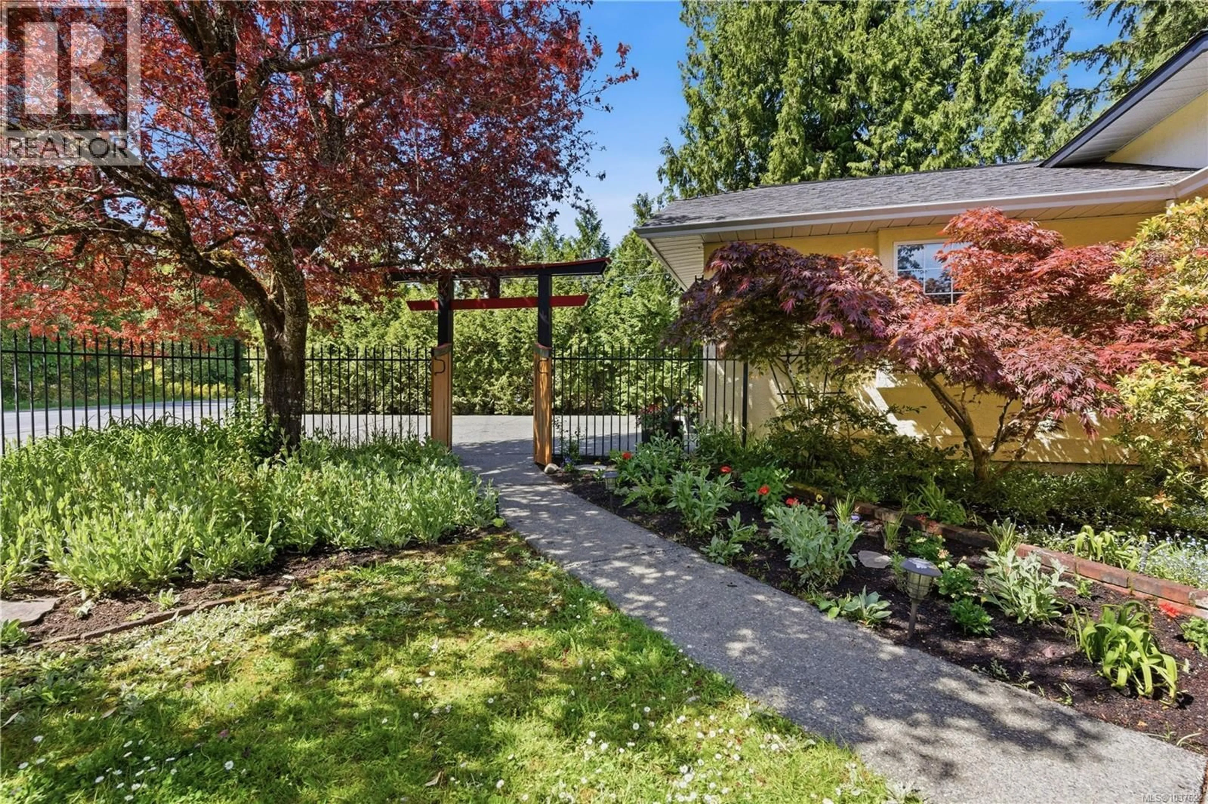Patio, street for 3555 DOUGAN DRIVE, Cobble Hill British Columbia V0R1L0