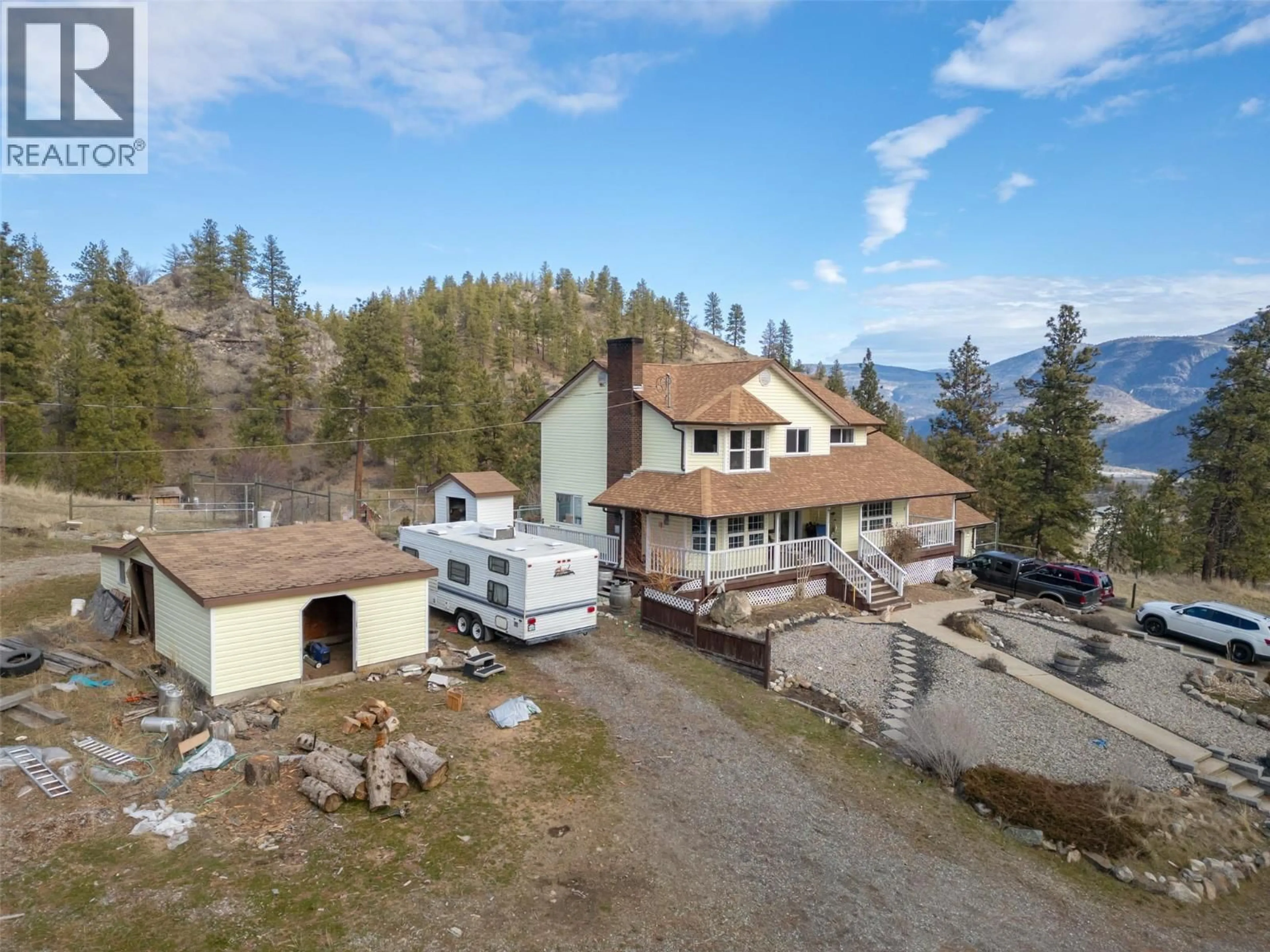 A pic from outside/outdoor area/front of a property/back of a property/a pic from drone, mountain view for 465 WILSON MOUNTAIN ROAD, Oliver British Columbia V0H1T5