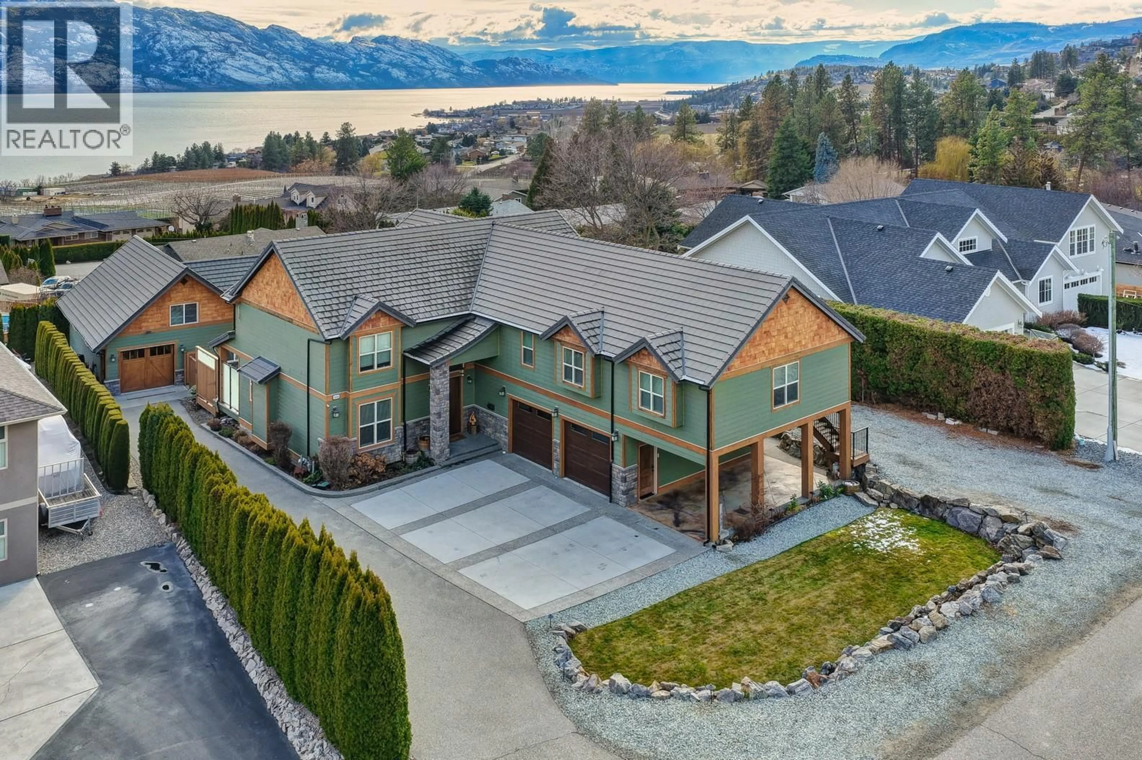 A pic from outside/outdoor area/front of a property/back of a property/a pic from drone, unknown for 959 REGAL ROAD, West Kelowna British Columbia V1Z1S4