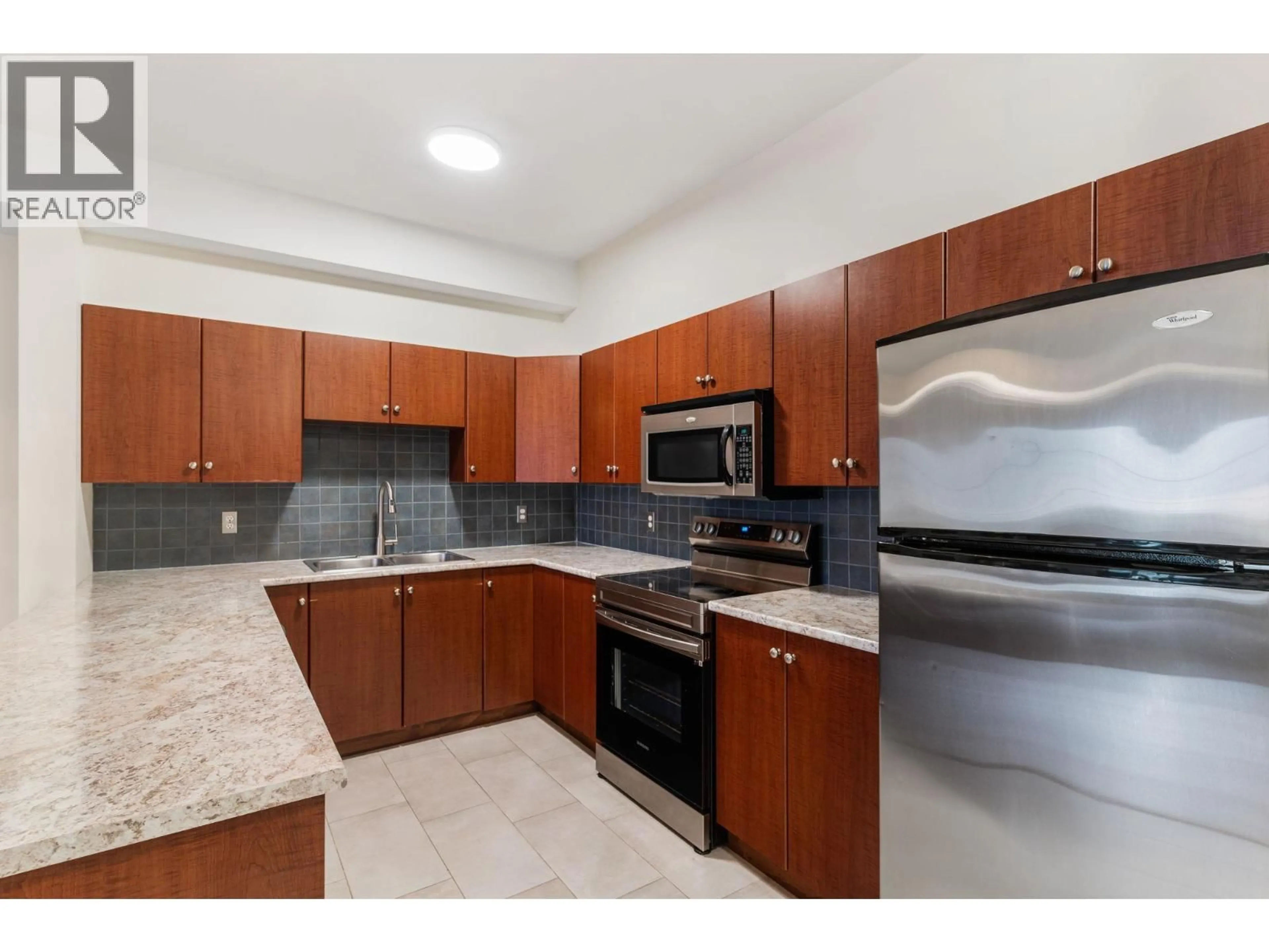 Standard kitchen, unknown for 1616 - 1875 COUNTRY CLUB DRIVE, Kelowna British Columbia V1V2W7