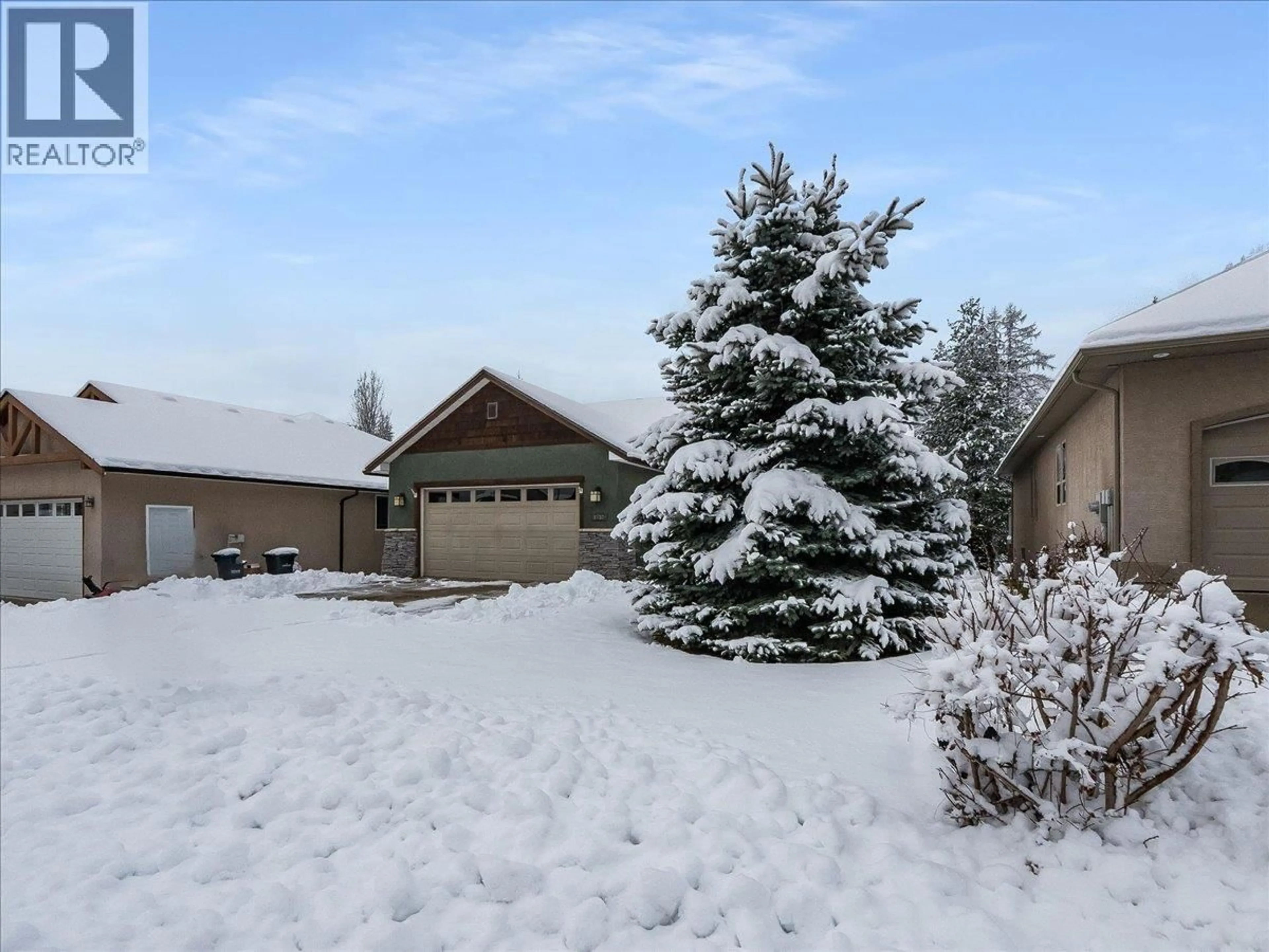 Unknown for 1532 EMERALD CRESCENT, Castlegar British Columbia V1N4W2