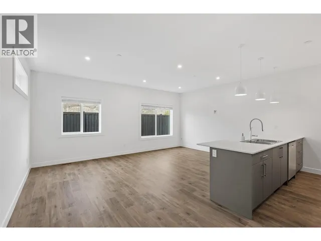 119 - 8960 DALLAS DRIVE, Kamloops 3