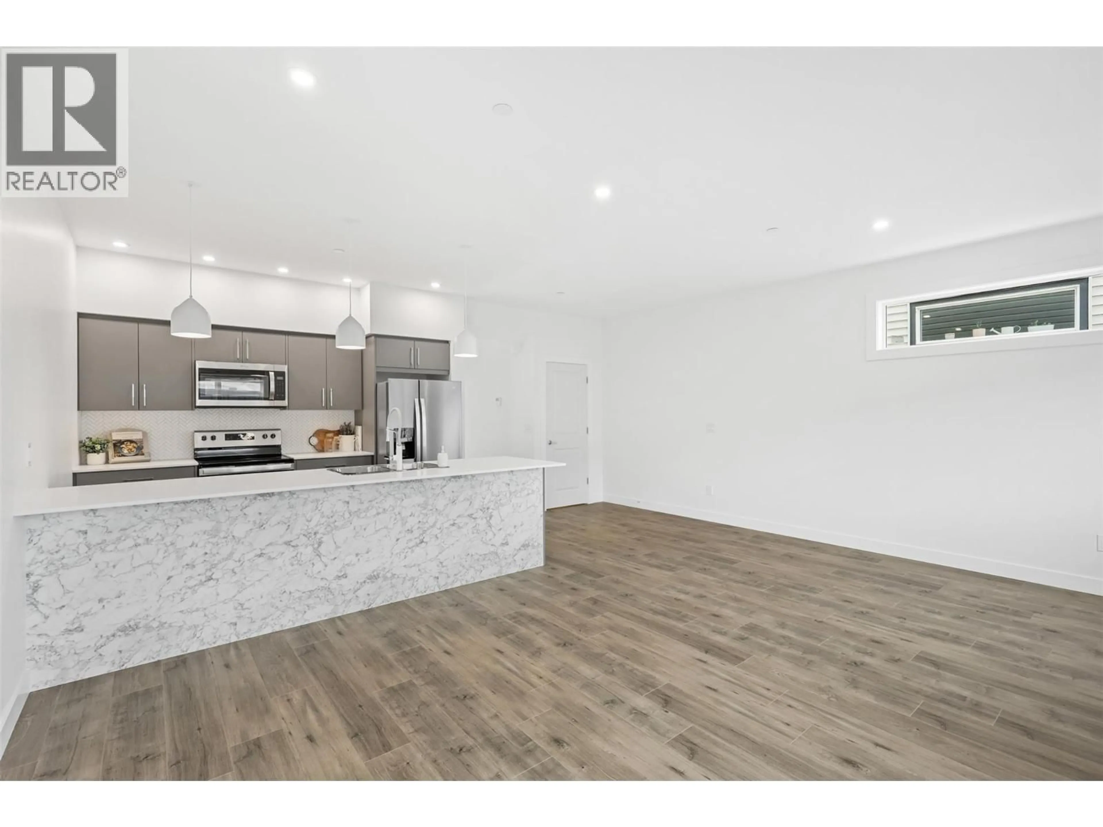 Open concept kitchen, unknown for 119 - 8960 DALLAS DRIVE, Kamloops British Columbia V2C6V1