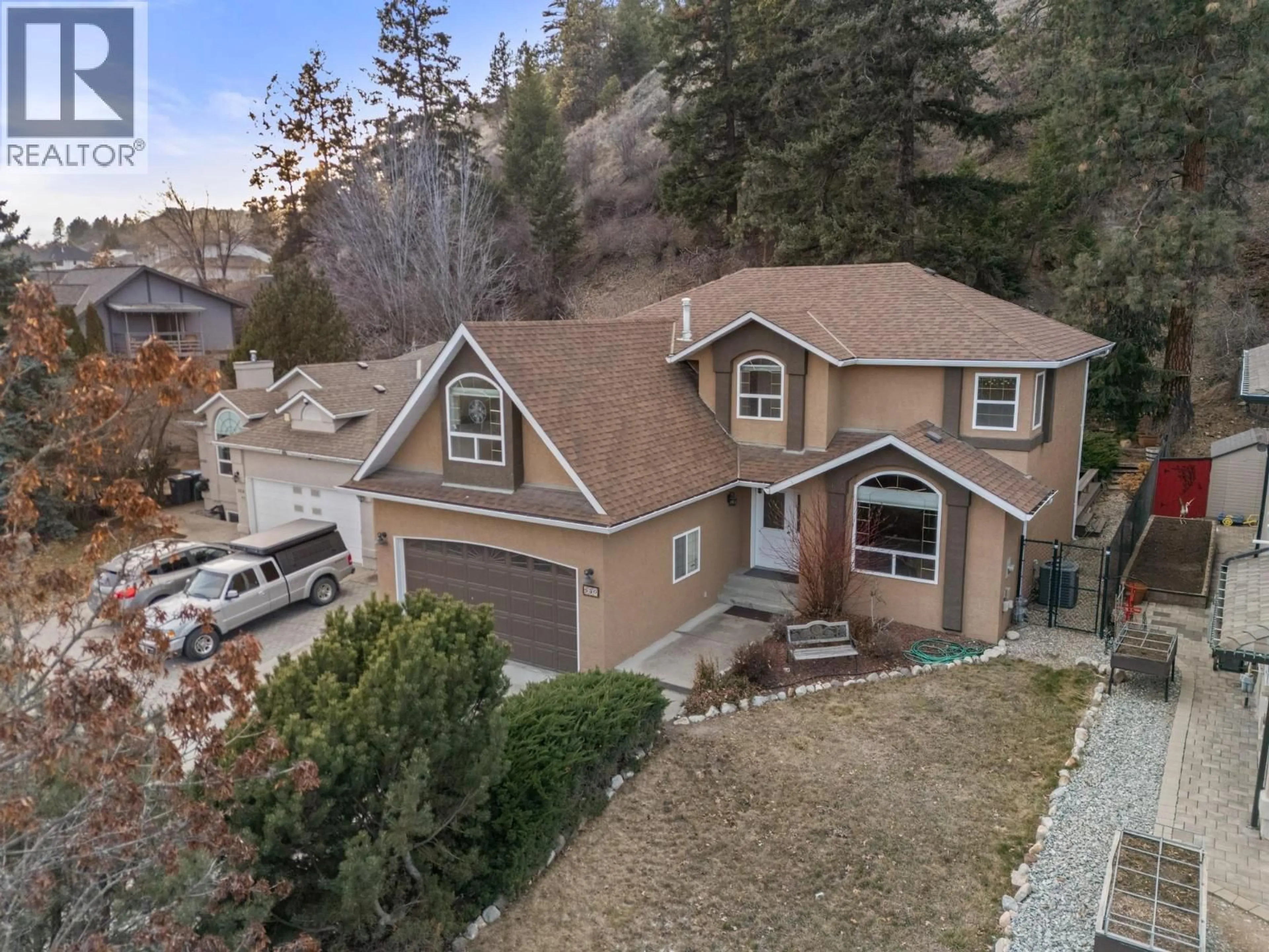 A pic from outside/outdoor area/front of a property/back of a property/a pic from drone, unknown for 530 GLENMEADOWS ROAD, Kelowna British Columbia V1V1Y7