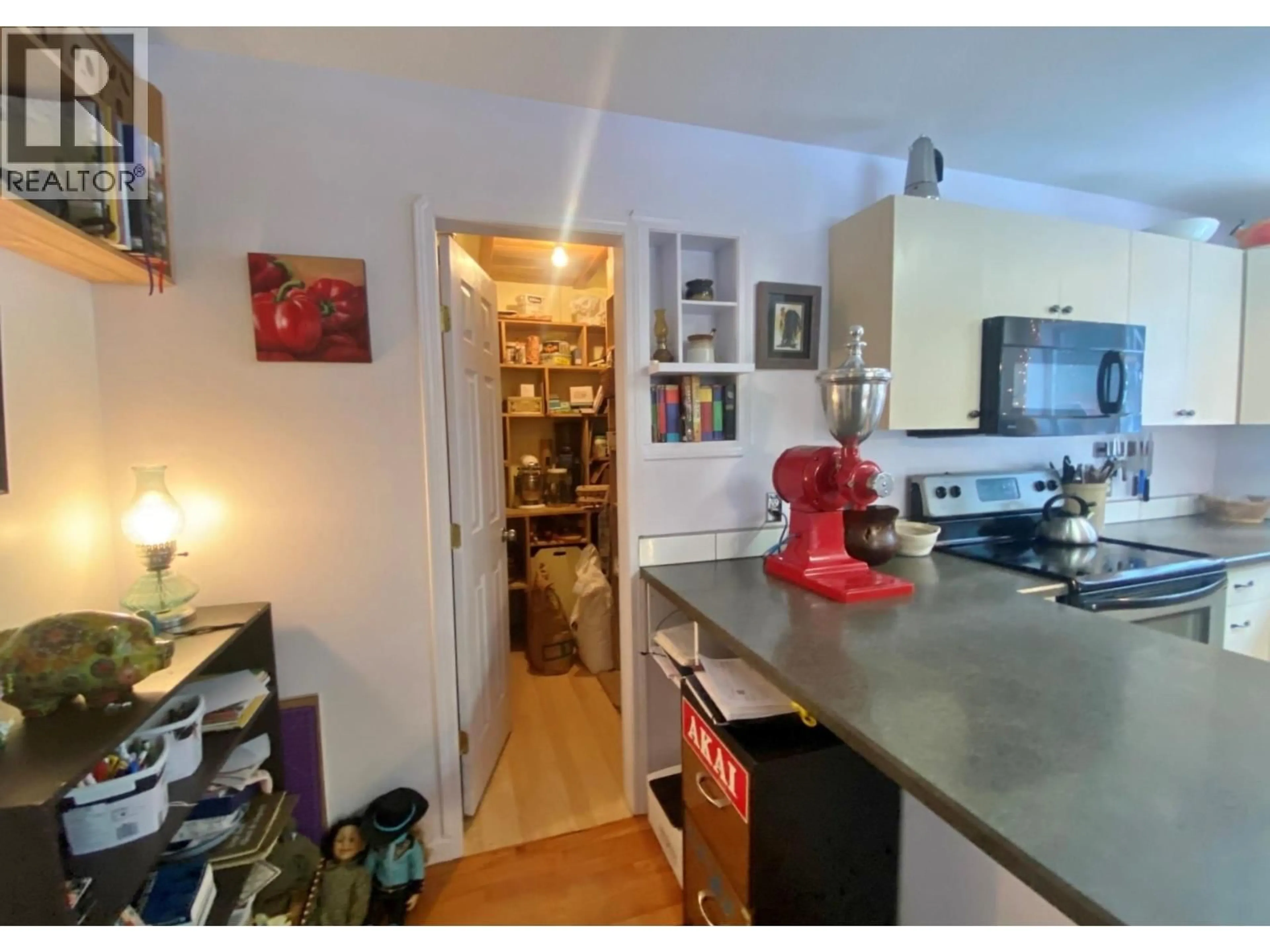 Standard kitchen, unknown for 10625 GRANBY ROAD, Grand Forks British Columbia V0H1H1