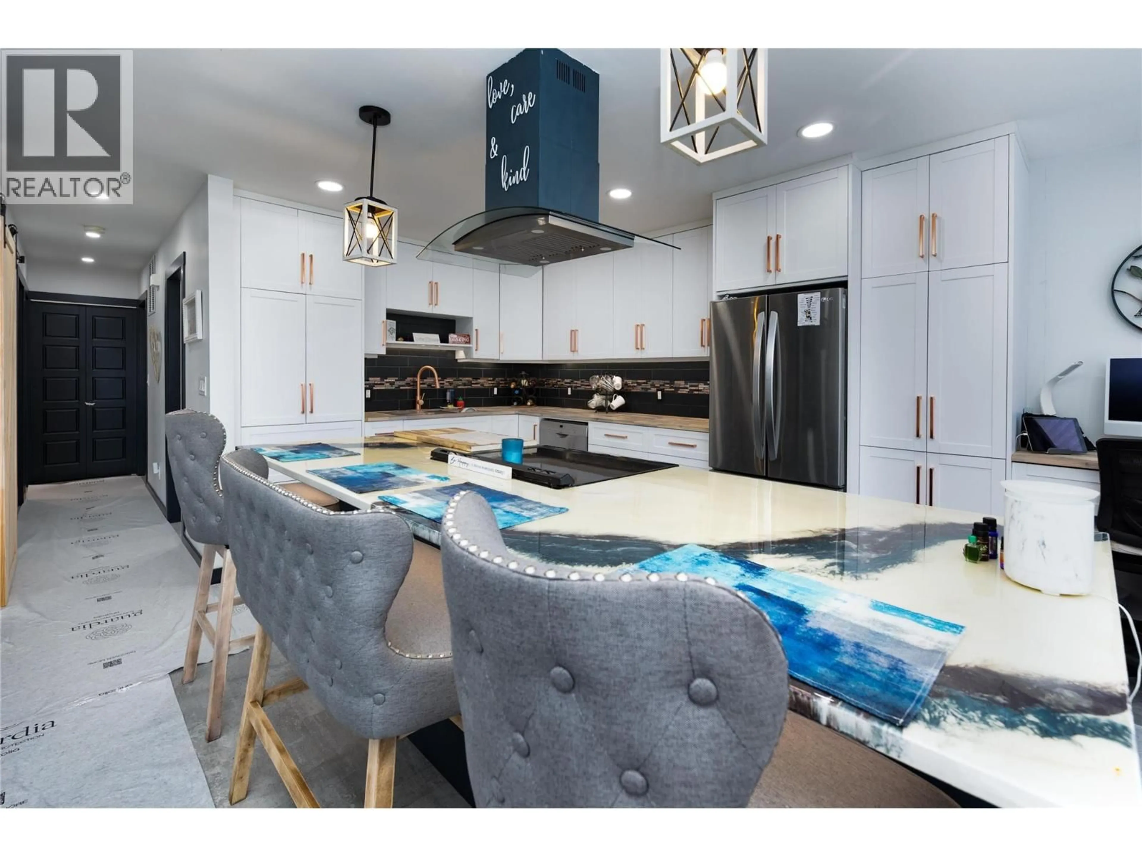 Open concept kitchen, ceramic/tile floor for 31 - 4600 BELLA VISTA ROAD, Vernon British Columbia V1T2N4
