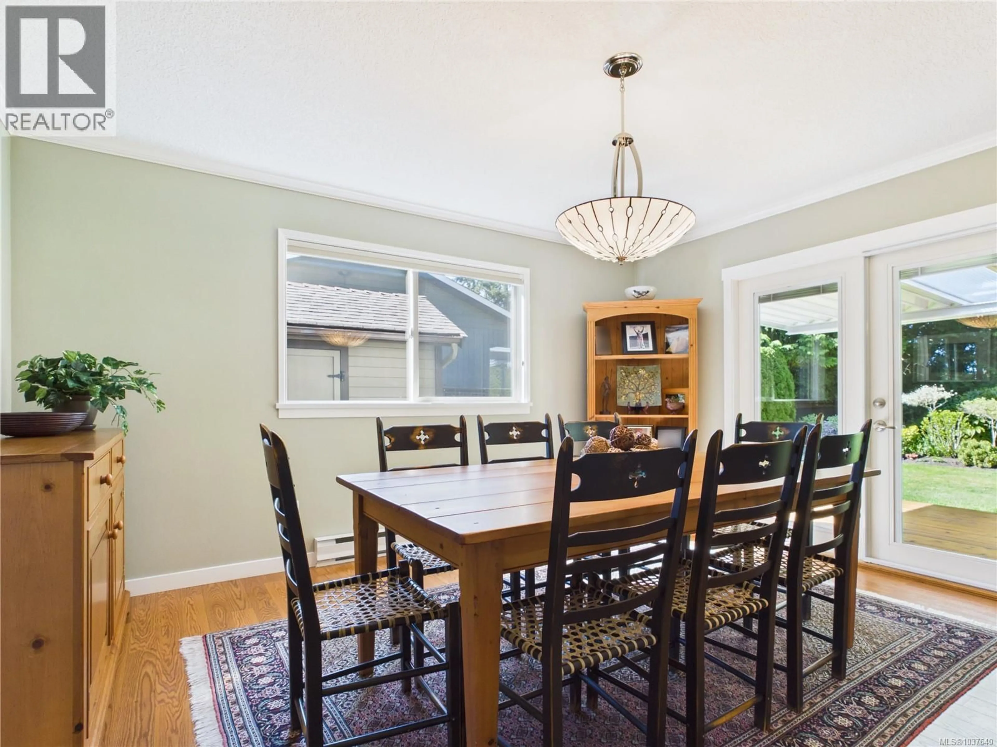 Dining room, wood/laminate floor for 1179 CLUBHOUSE DRIVE, Qualicum Beach British Columbia V9K1C4