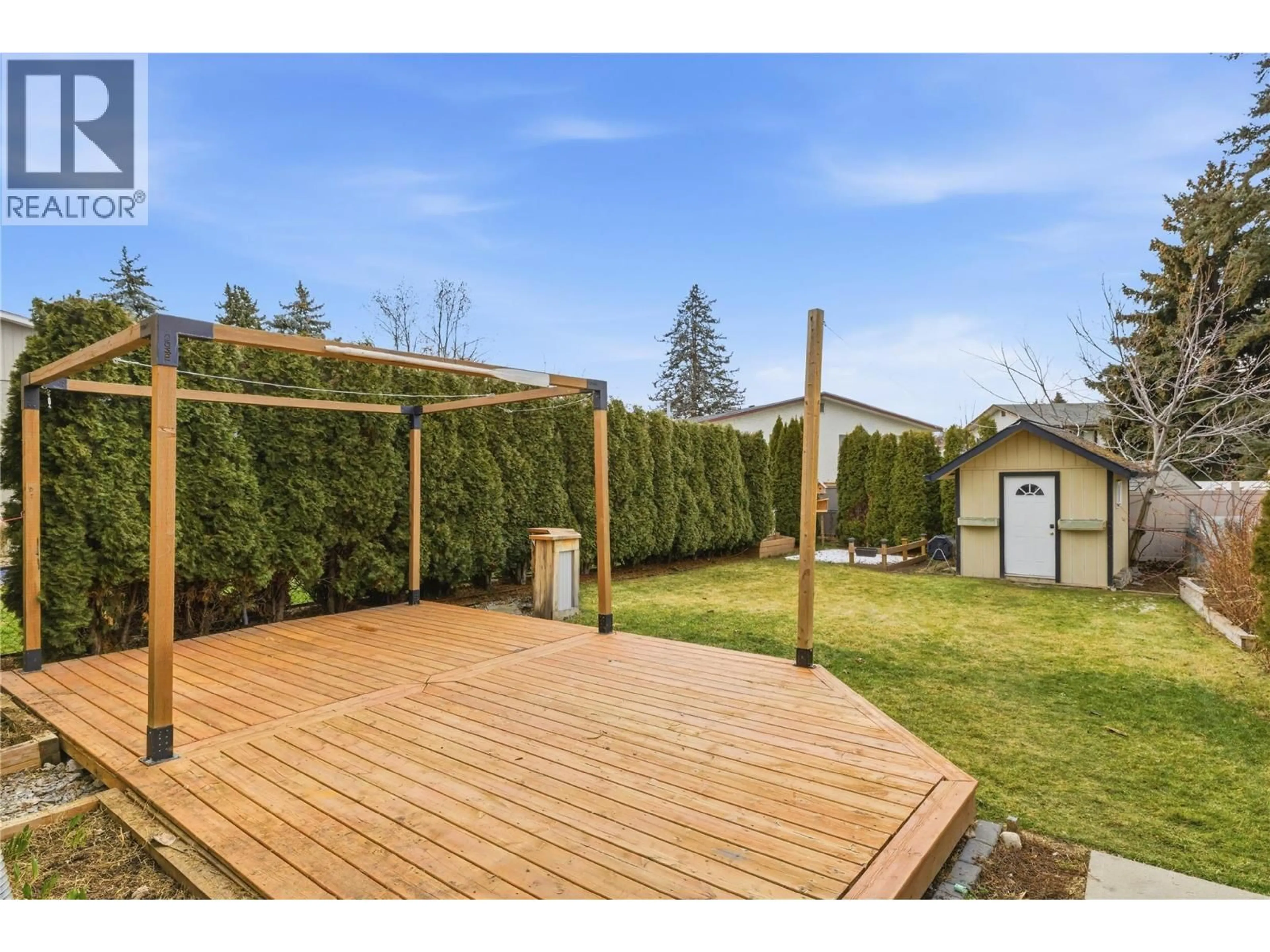 Patio, unknown for 877 TATARYN ROAD, Kelowna British Columbia V1X1N5