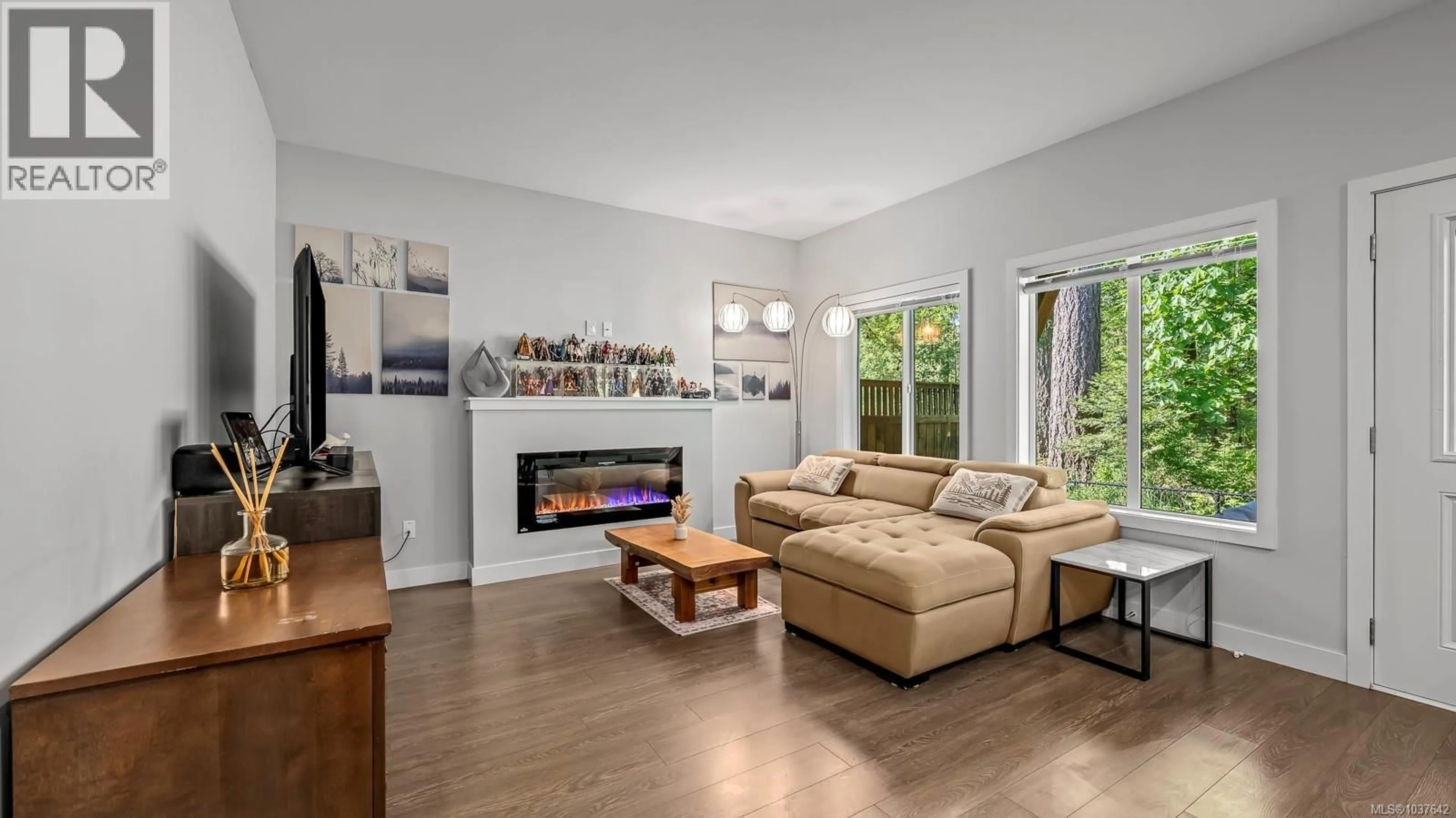 Living room with furniture, unknown for 29 - 2109 13TH STREET, Courtenay British Columbia V9N0B1