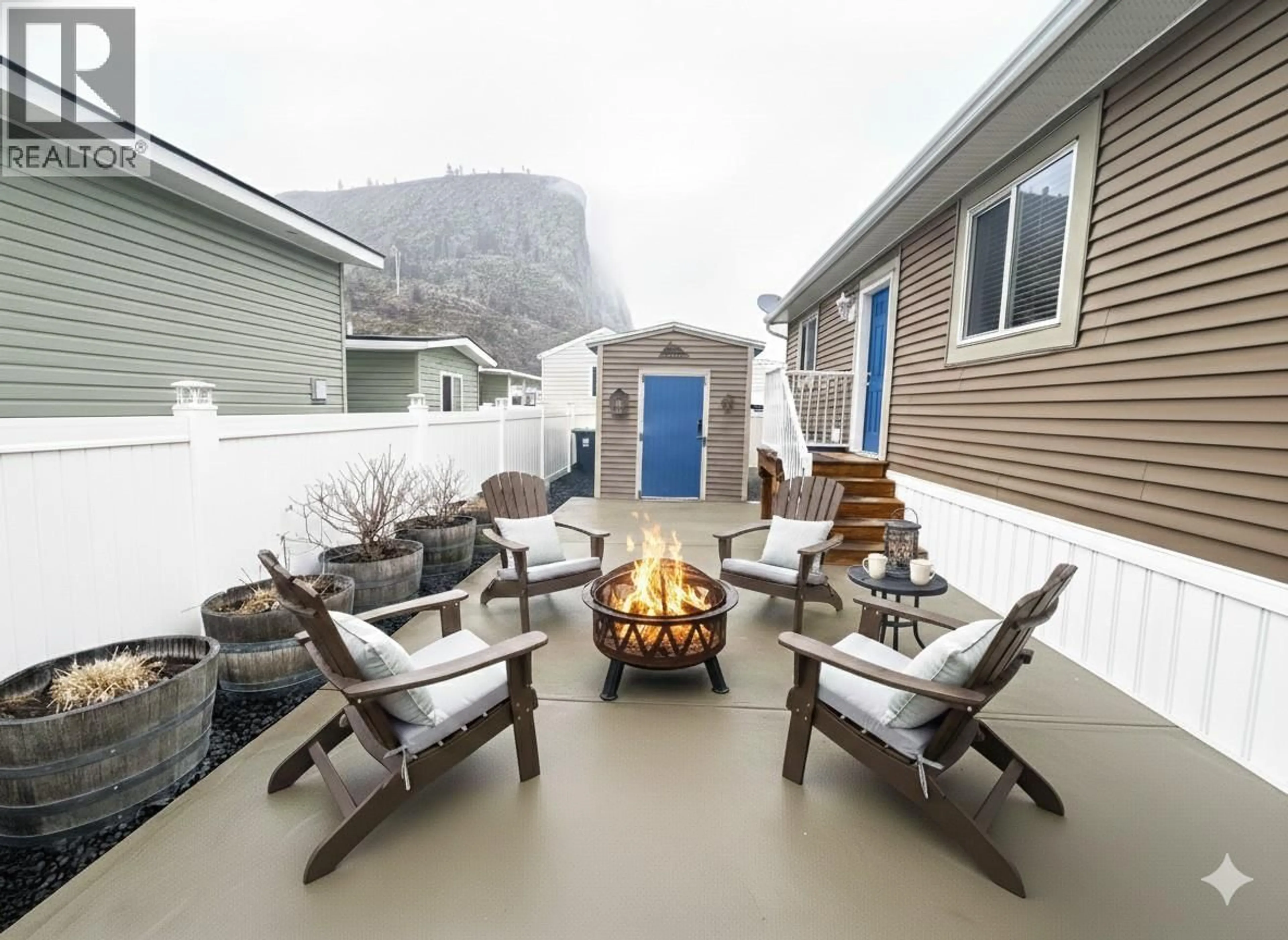 Patio, mountain view for 82 - 8598 97 HIGHWAY, Oliver British Columbia V0H1T2