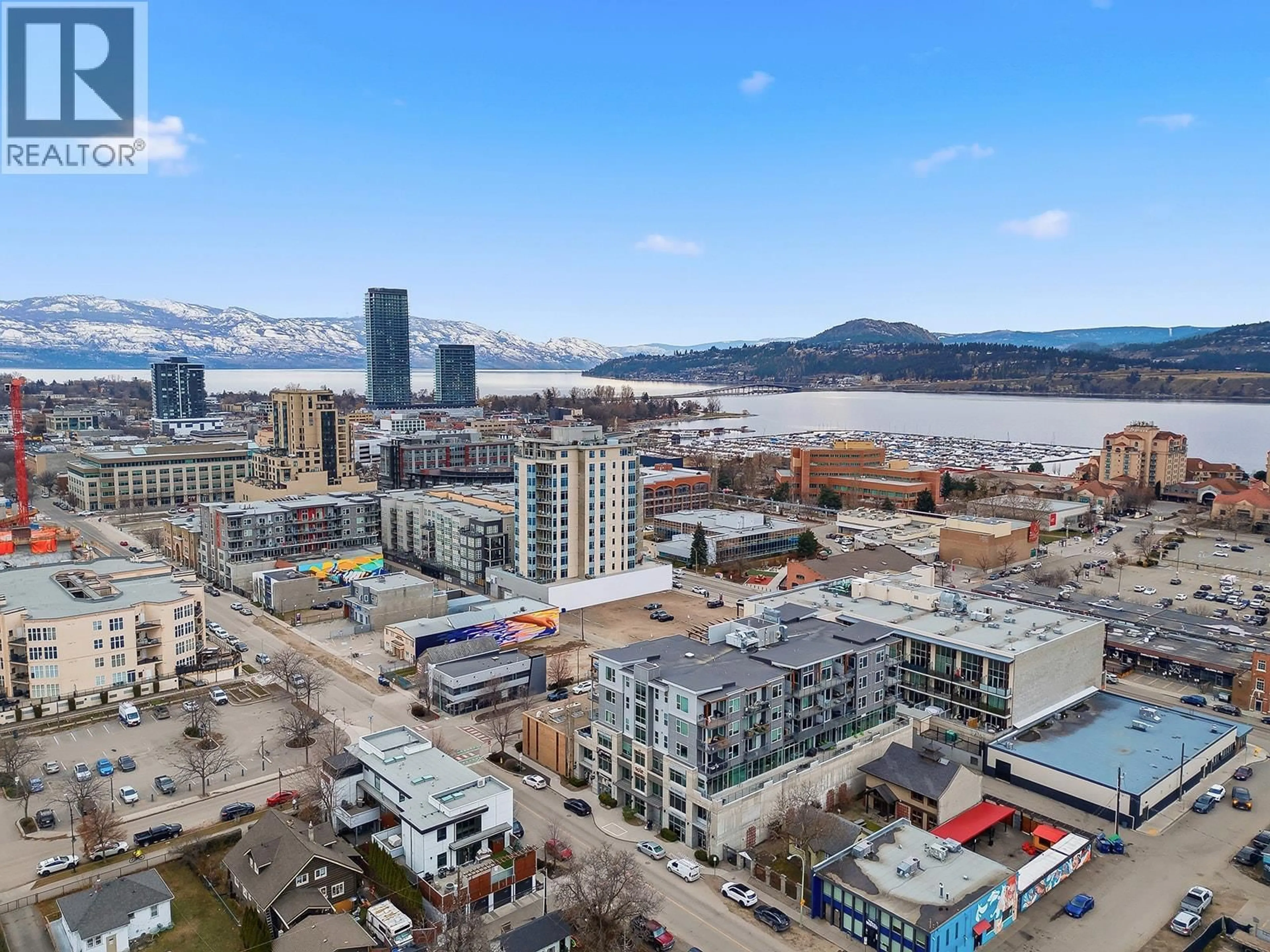 A pic from outside/outdoor area/front of a property/back of a property/a pic from drone, city buildings view from balcony for 605 - 1290 ST. PAUL STREET, Kelowna British Columbia V1Y2C9