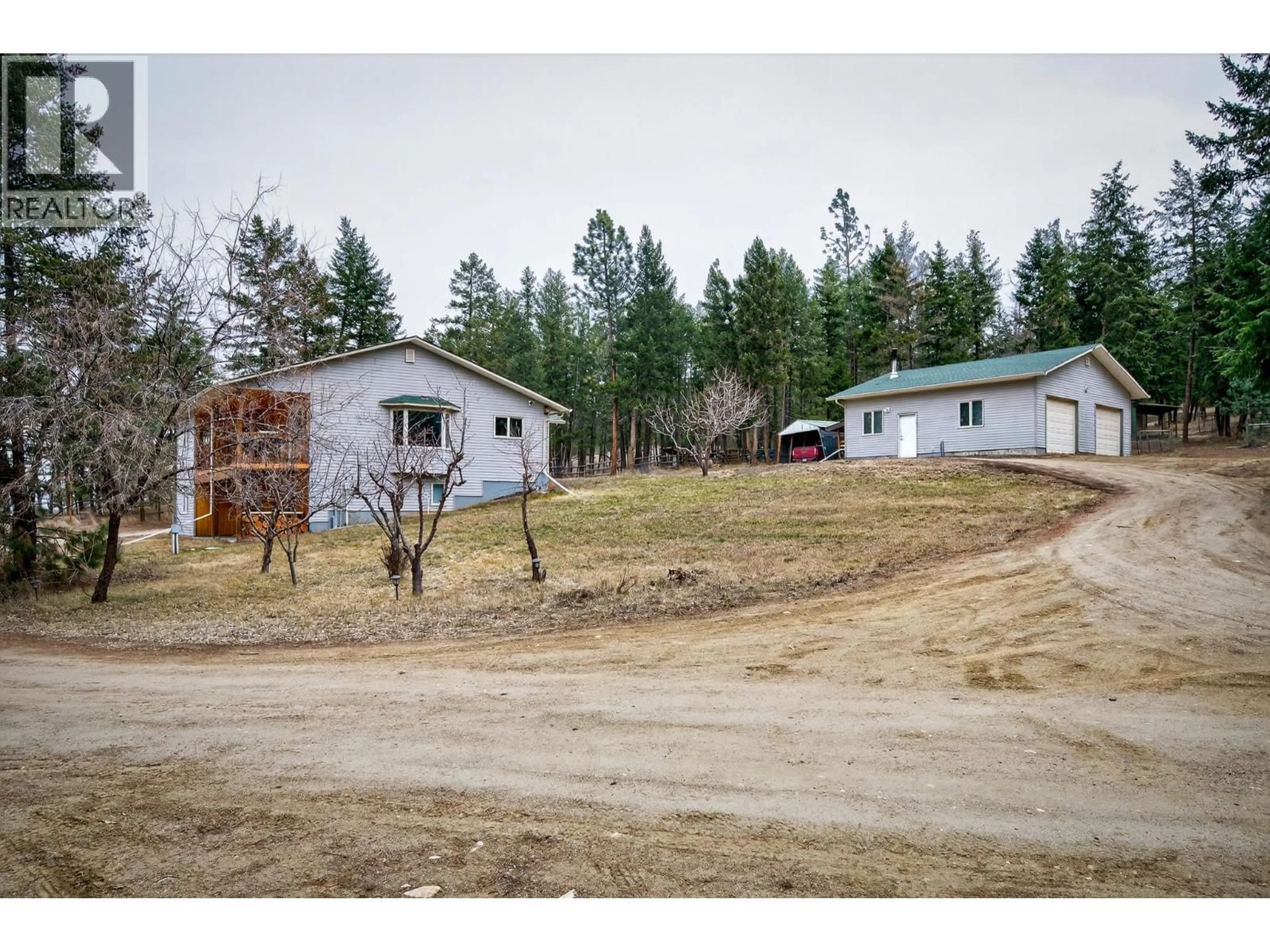 A pic from outside/outdoor area/front of a property/back of a property/a pic from drone, unknown for 4587 MARTIN CREEK ROAD, Pritchard British Columbia V0E2P0