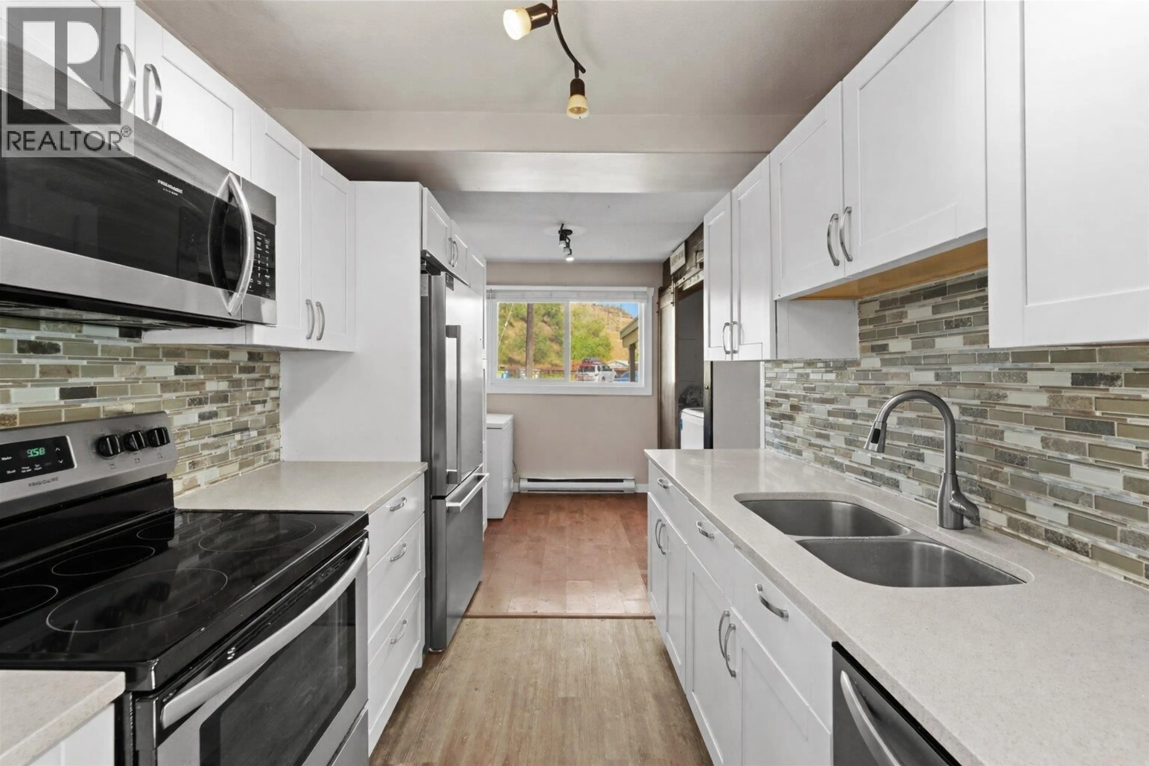 Unknown for 4 - 700 COLLINGWOOD DRIVE, Kamloops British Columbia V2B6B9