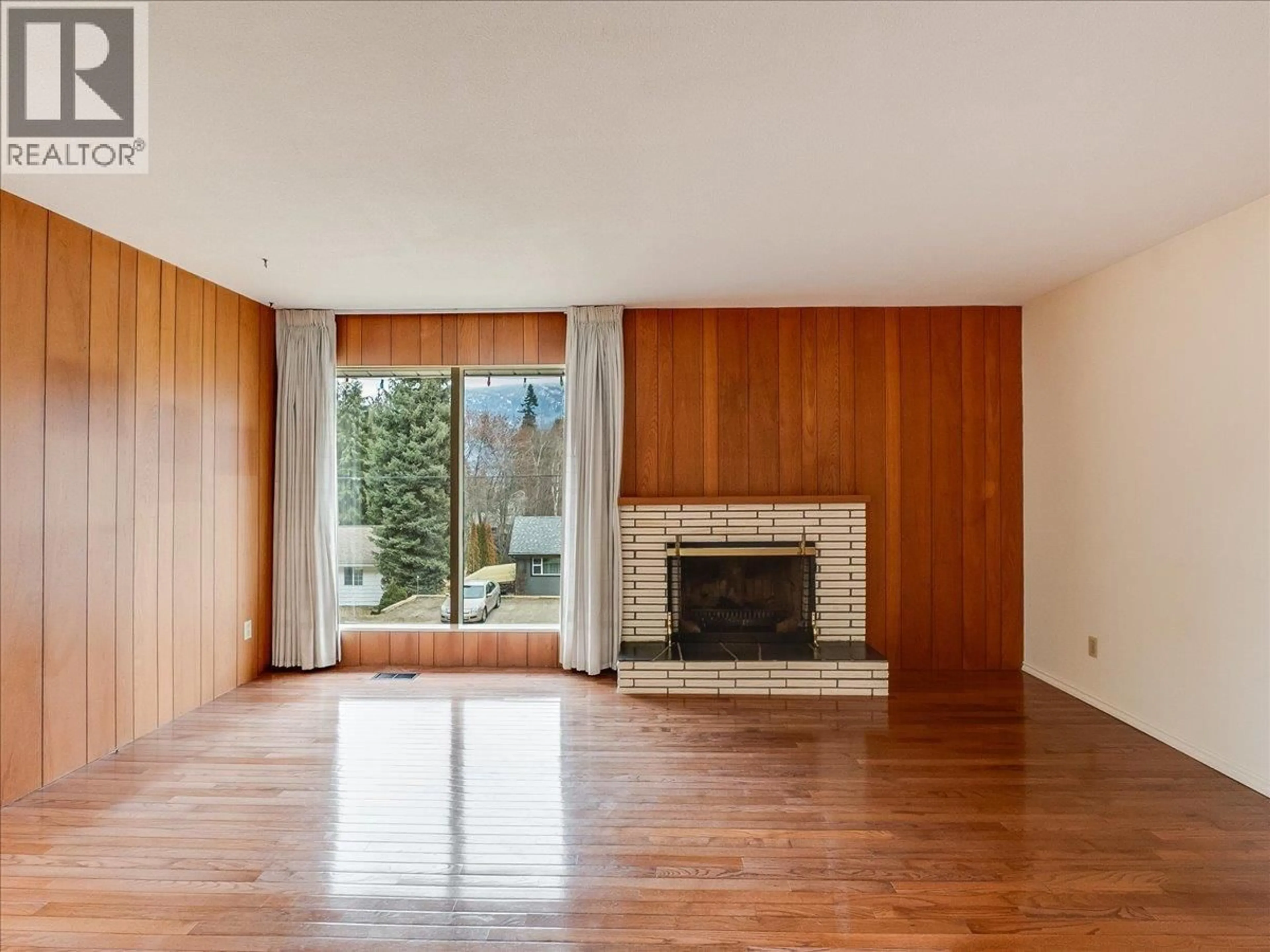 A pic of a room for 2242 11TH AVENUE, Castlegar British Columbia V1N3A6