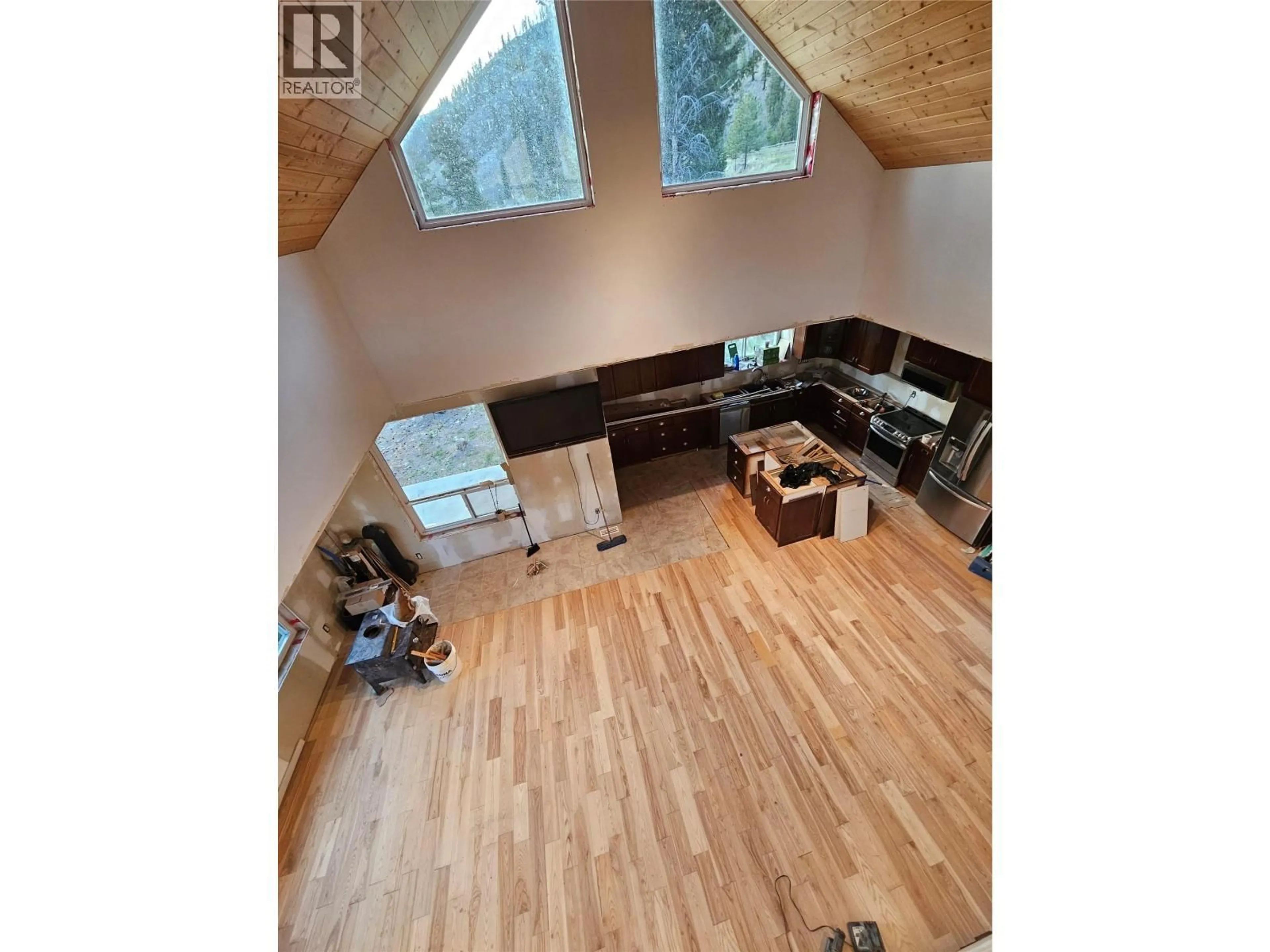 A pic of a room for 1600 LOON LAKE ROAD, Cache Creek British Columbia V0K1H0