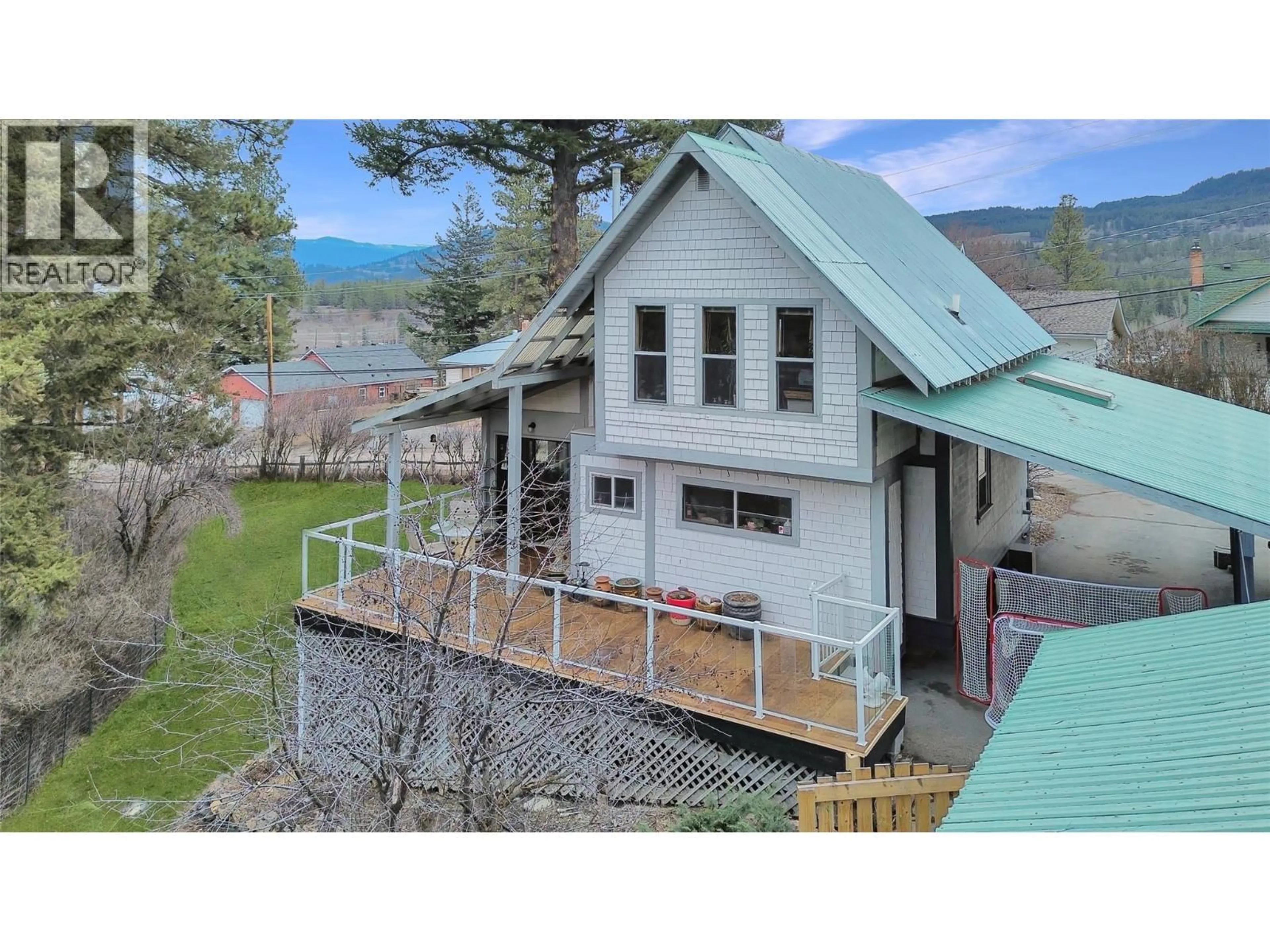 A pic from outside/outdoor area/front of a property/back of a property/a pic from drone, mountain view for 153 BILLITER AVENUE, Princeton British Columbia V0X1W0